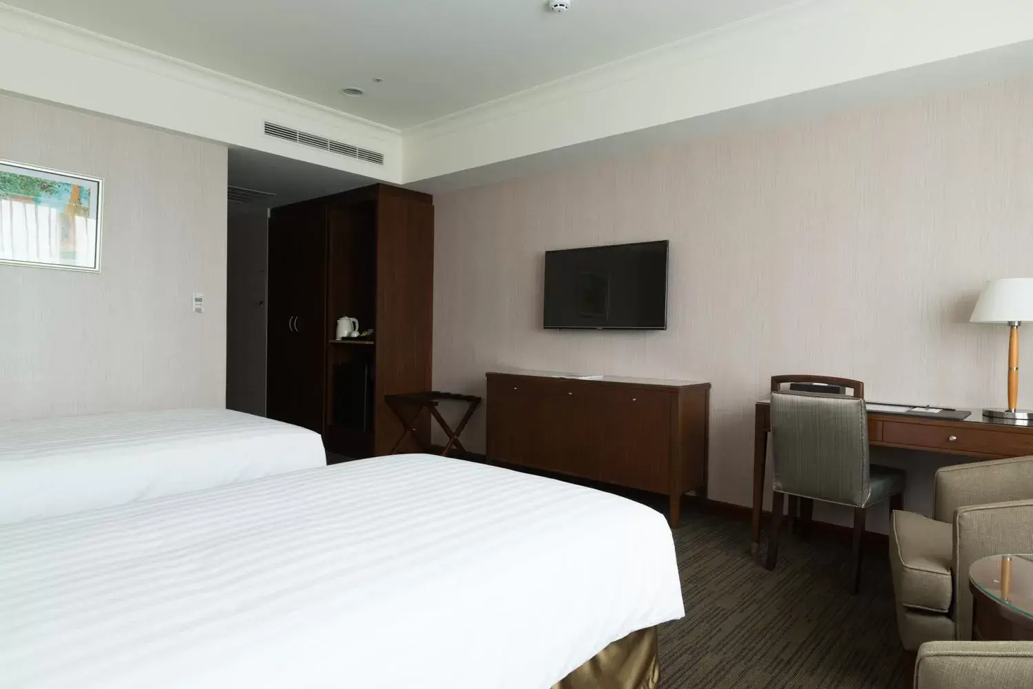 Bedroom, Bed in Fushin Hotel Taipei Bedroom, Bed in Fushin Hotel Taipei