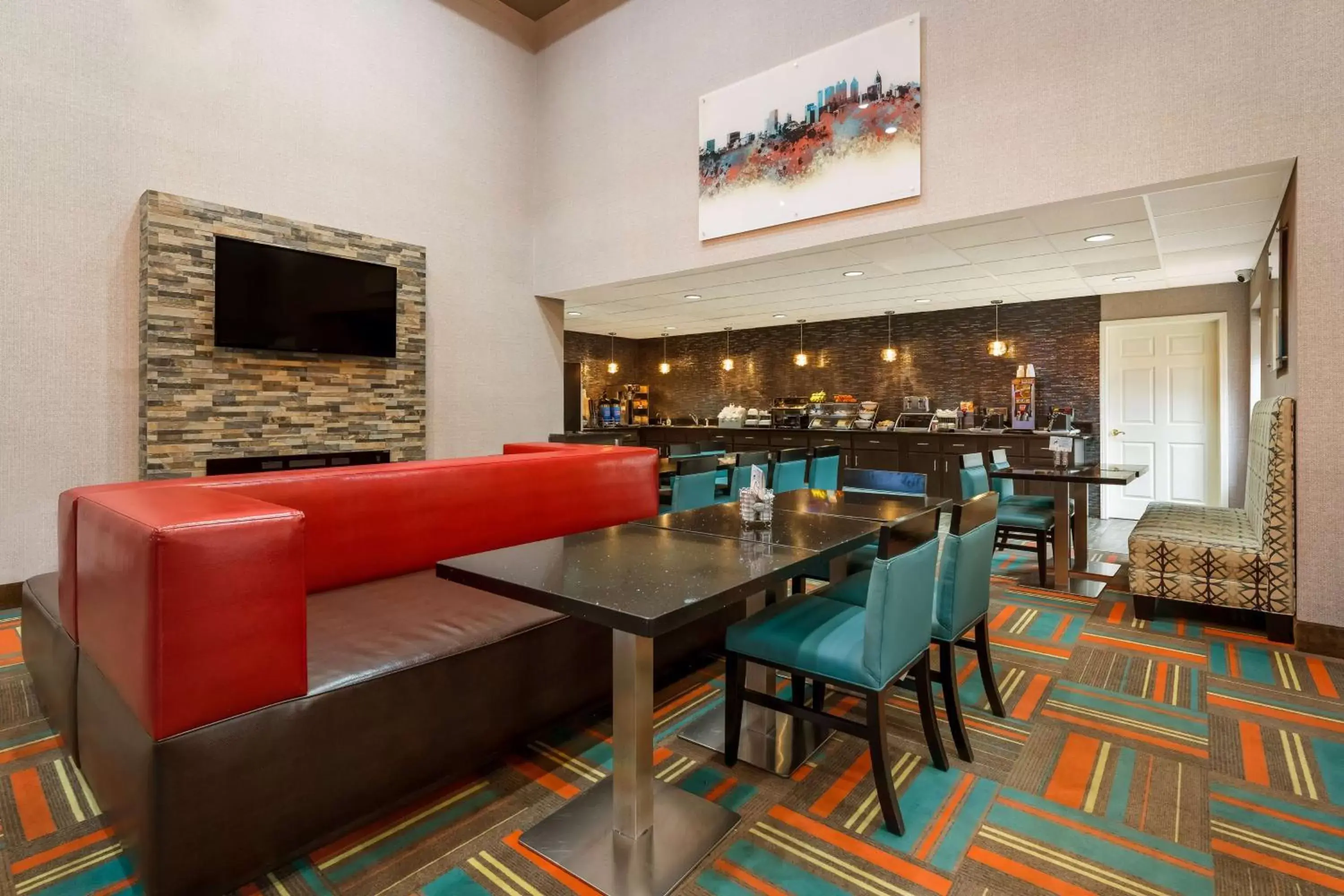 Lobby or reception, Restaurant/Places to Eat in Best Western Bradbury Inn & Suites