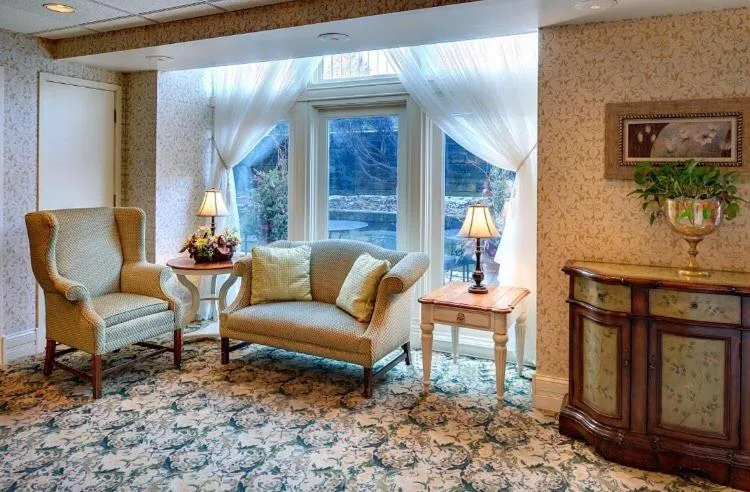 Banquet/Function facilities in Nicollet Island Inn