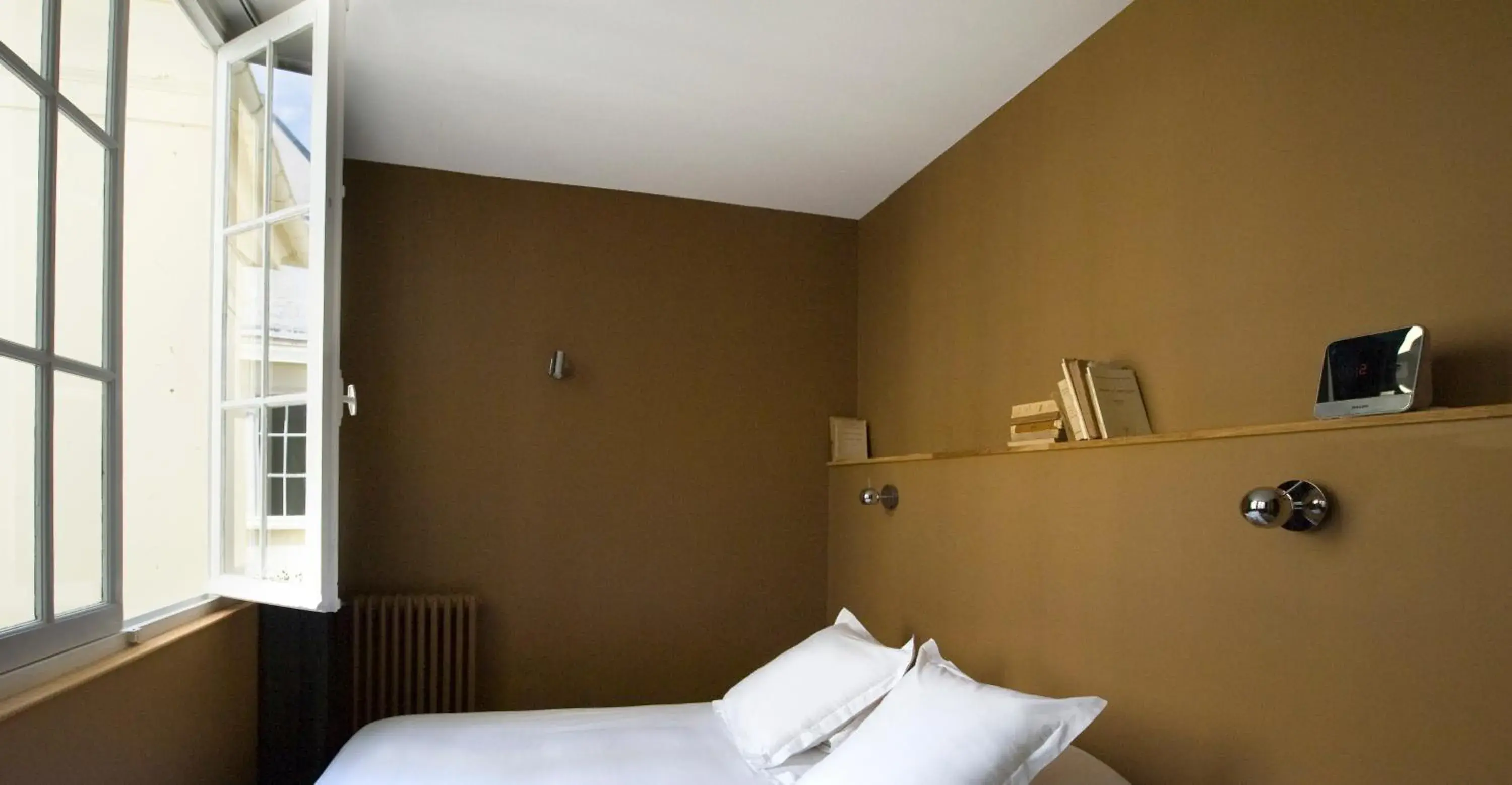 Bedroom, Bed in Helzear Montparnasse Suites