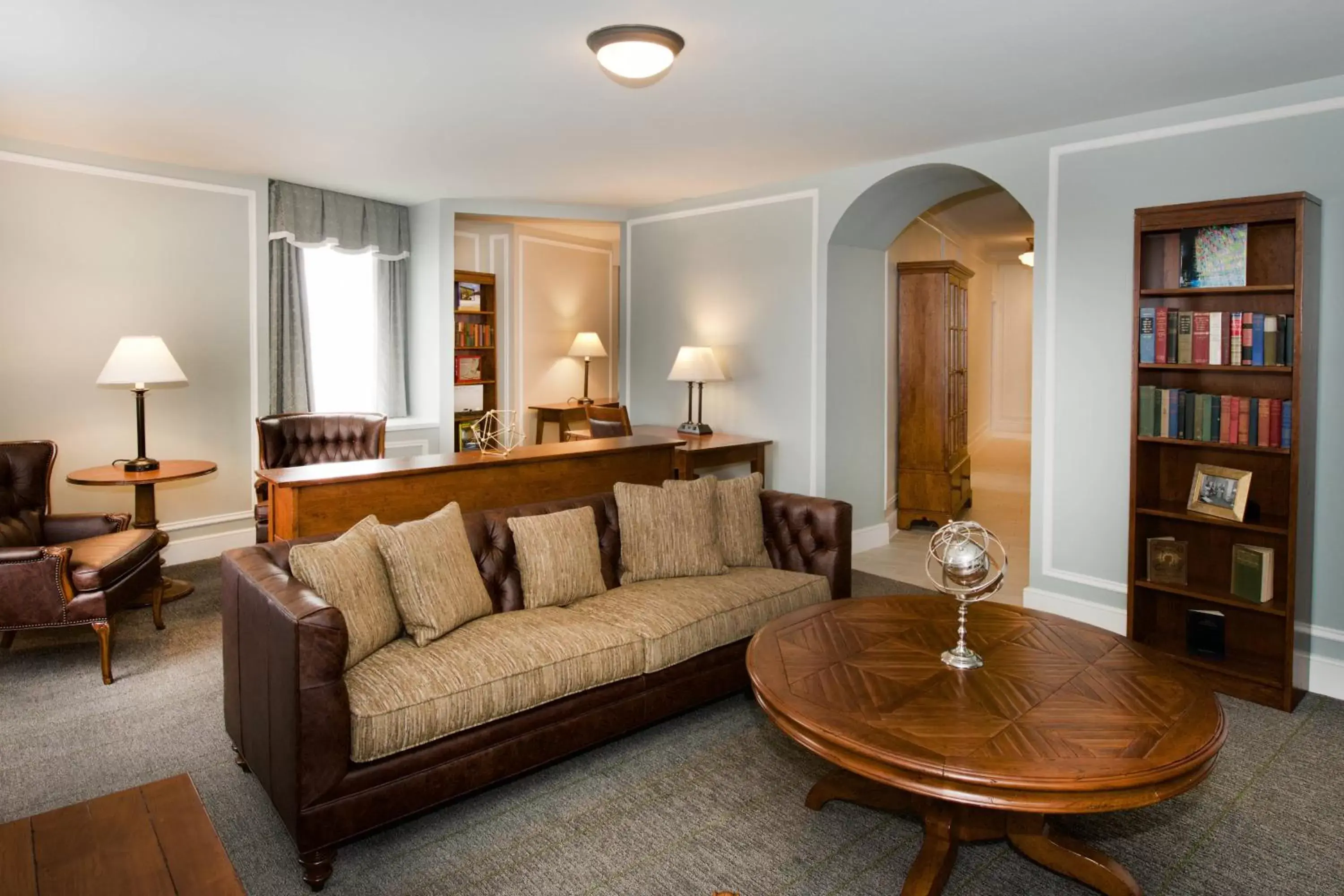 Living room, Seating Area in Marriott Syracuse Downtown