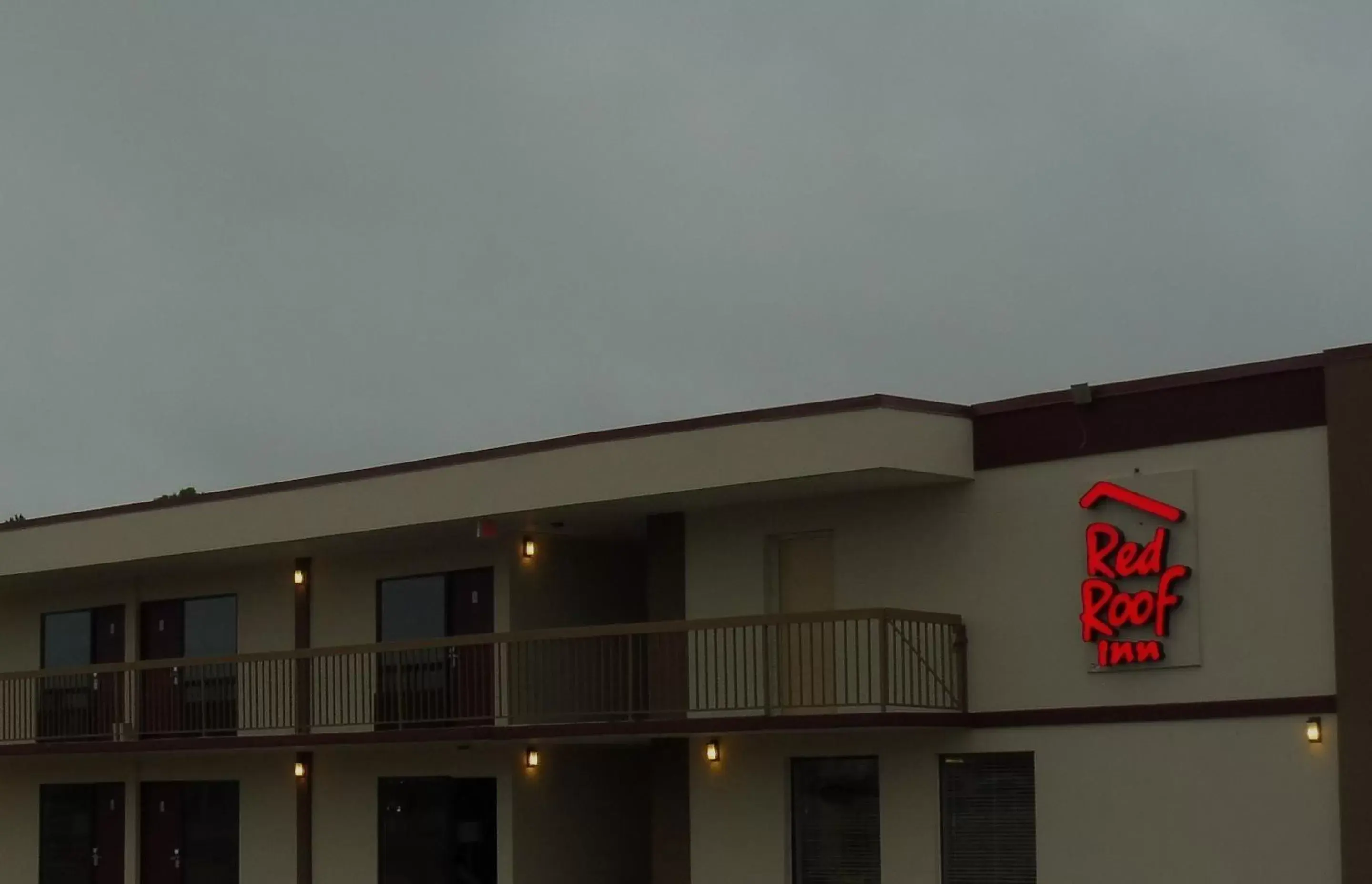 Property Building in Red Roof Inn Fredericksburg South