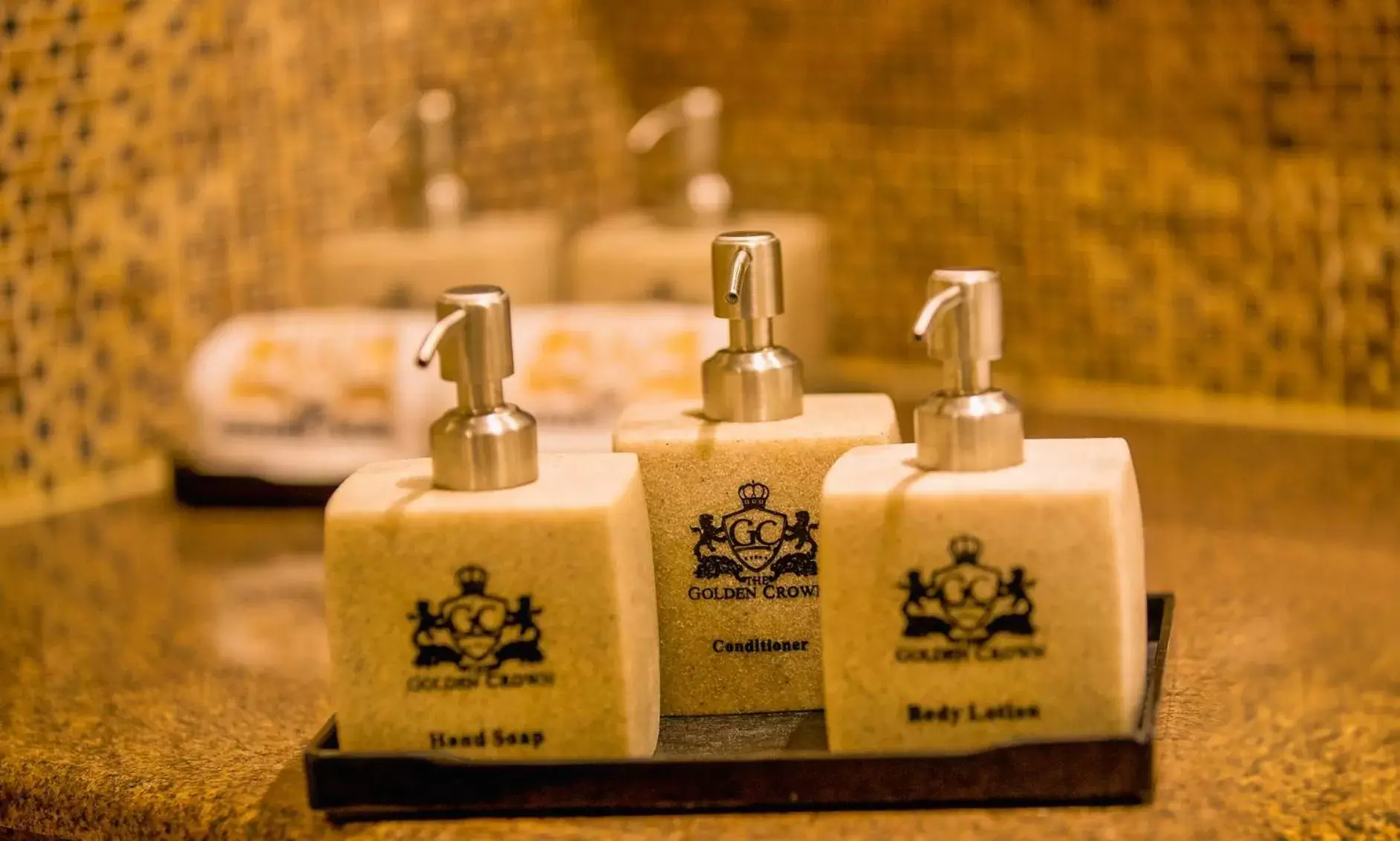 Shower, Bathroom in The Golden Crown Hotel