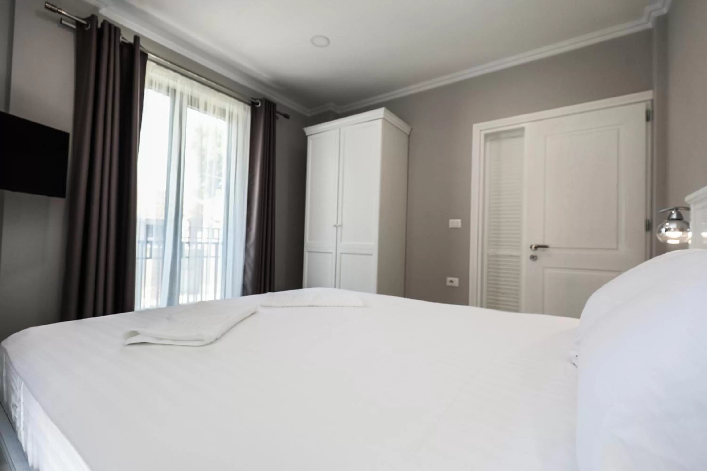 Bedroom, Bed in Hotel Peroni