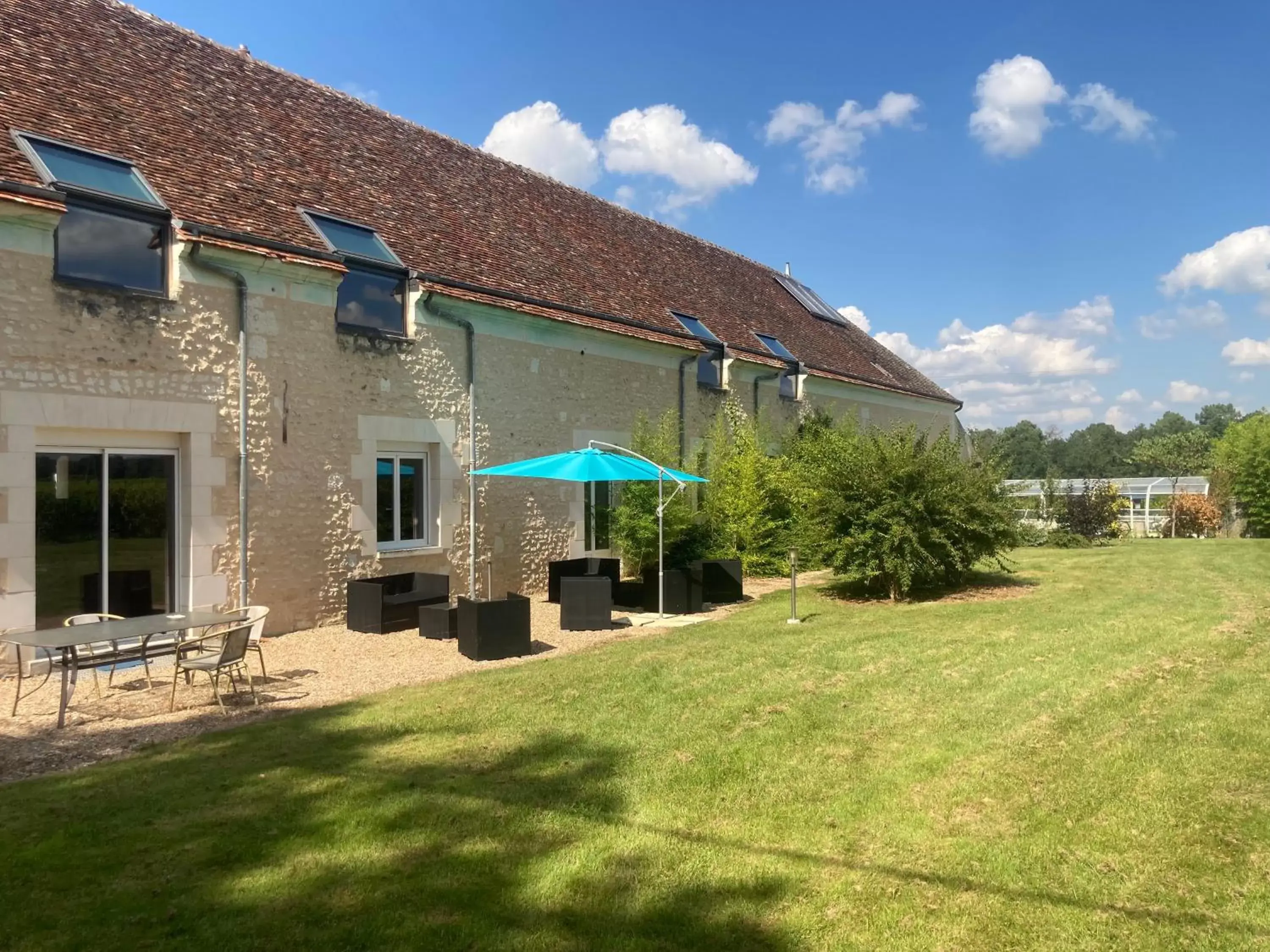 Property Building in Les Pierres D'aurèle Chambres d'Hôtes