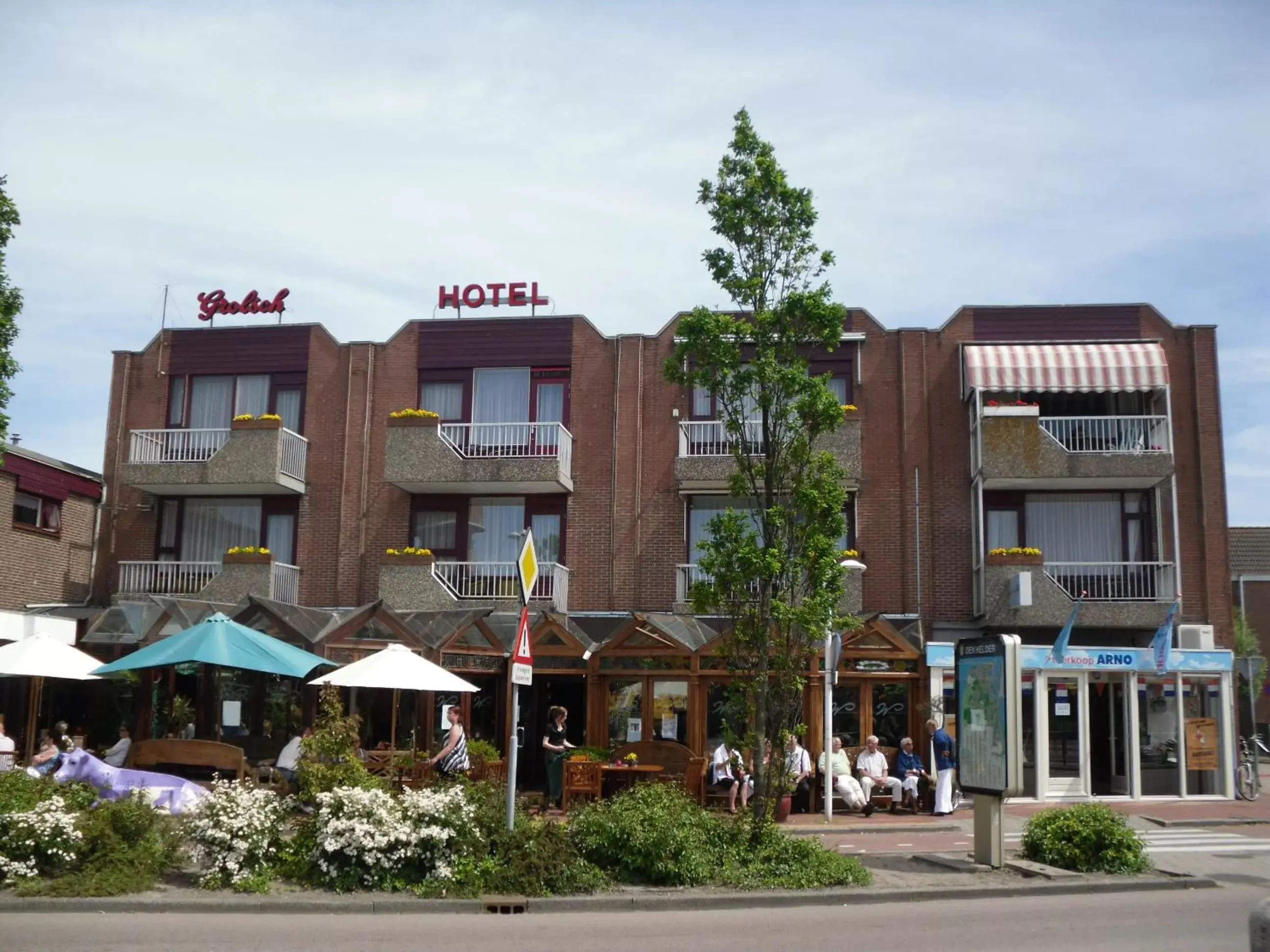 Facade/entrance, Property Building in Hotel Wienerhof