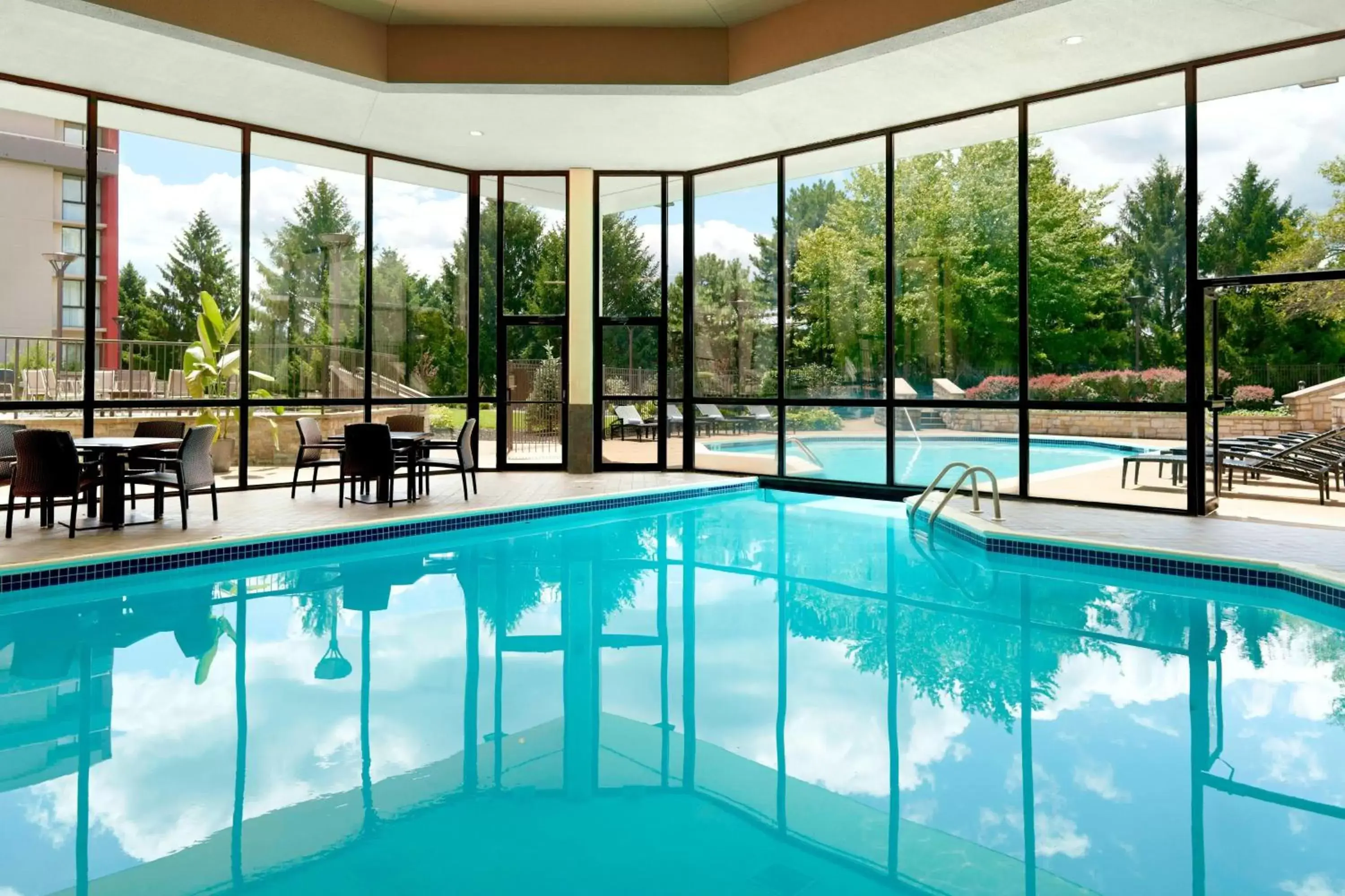 Swimming Pool in Marriott at the University of Dayton