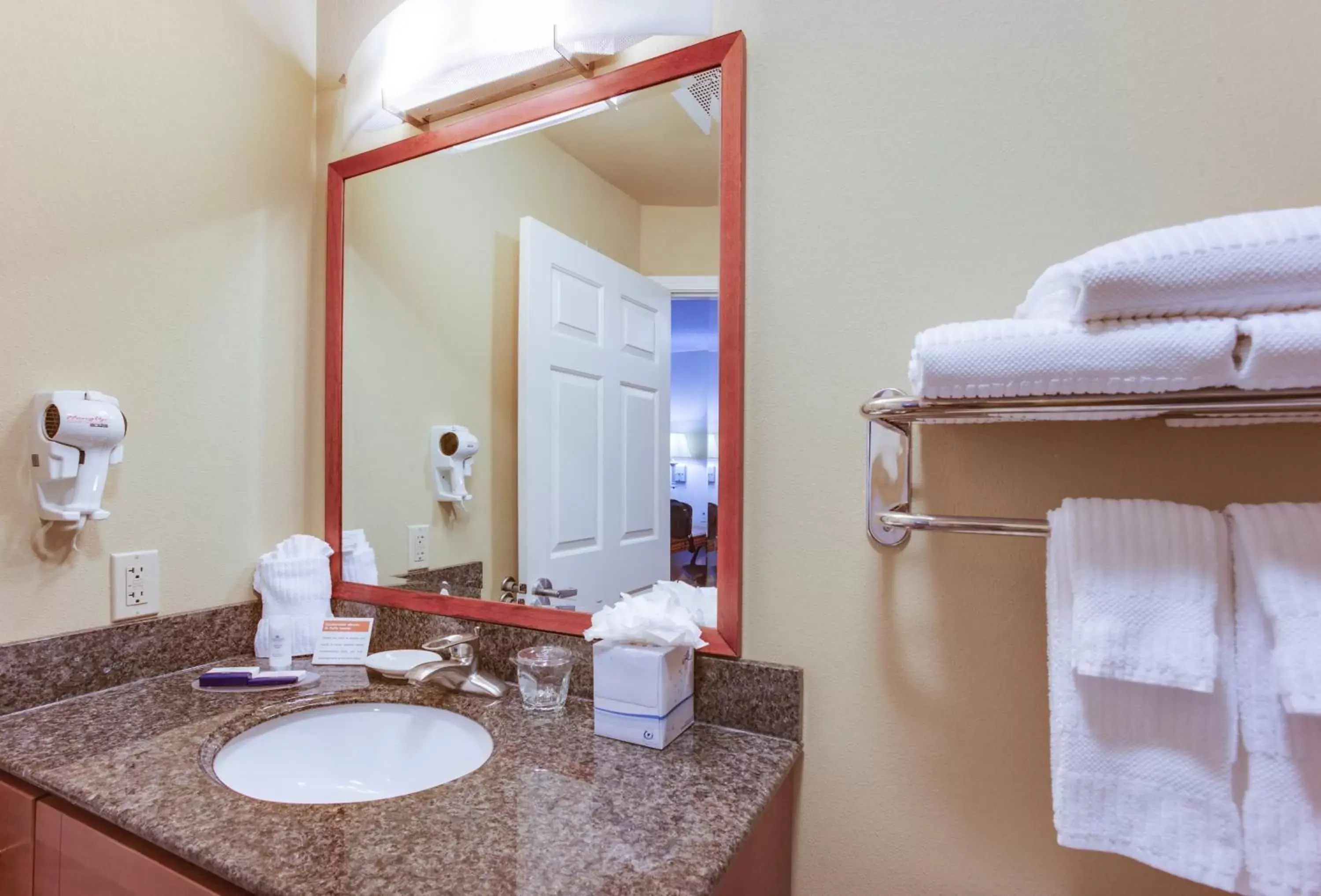 Bathroom in Candlewood Suites Richmond Airport, an IHG Hotel