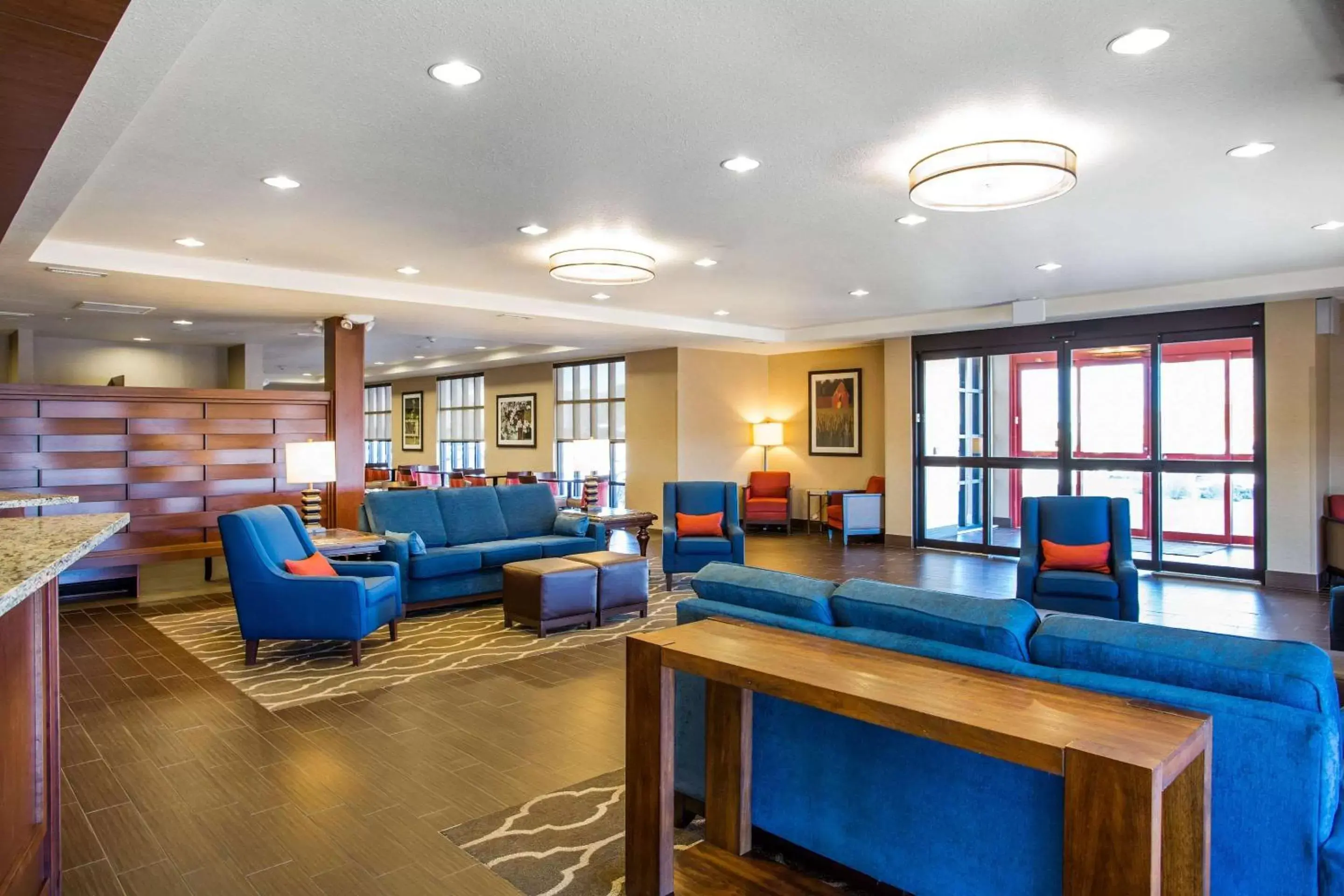 Lobby or reception in Comfort Inn & Suites Cheyenne