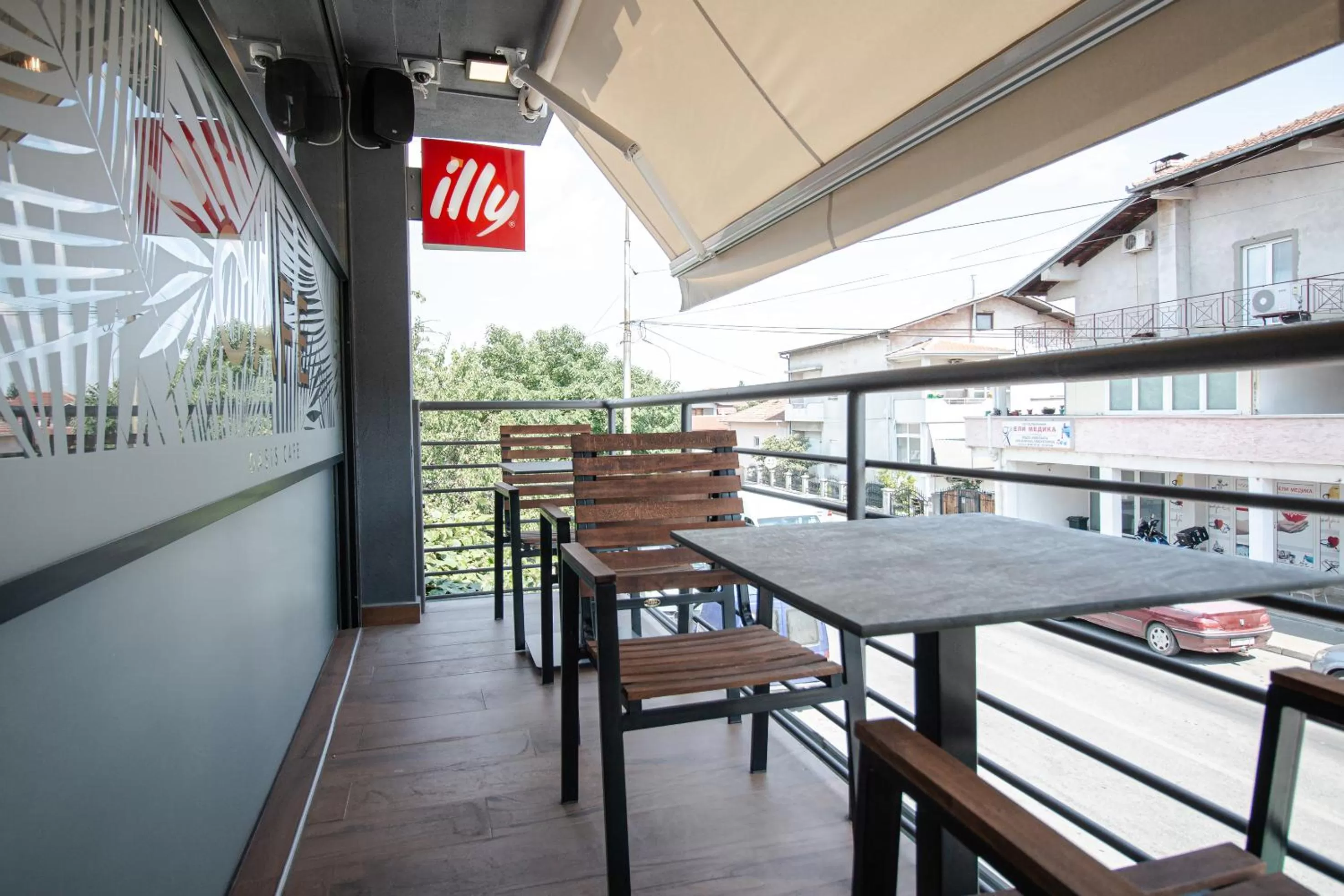 Balcony/Terrace in OASIS Apartments