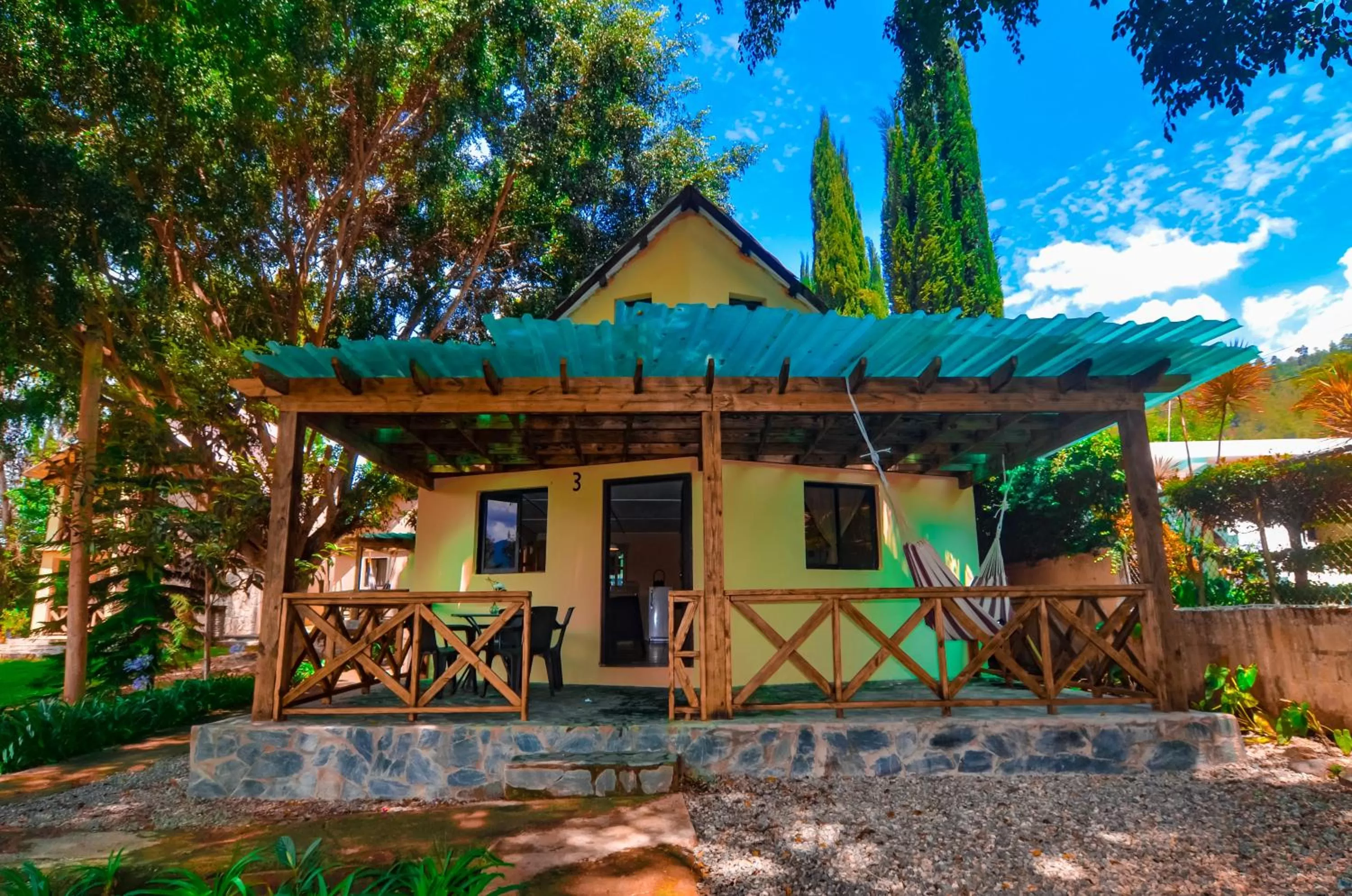 Property building in Hotel Rancho Constanza & Cabañas de la Montaña