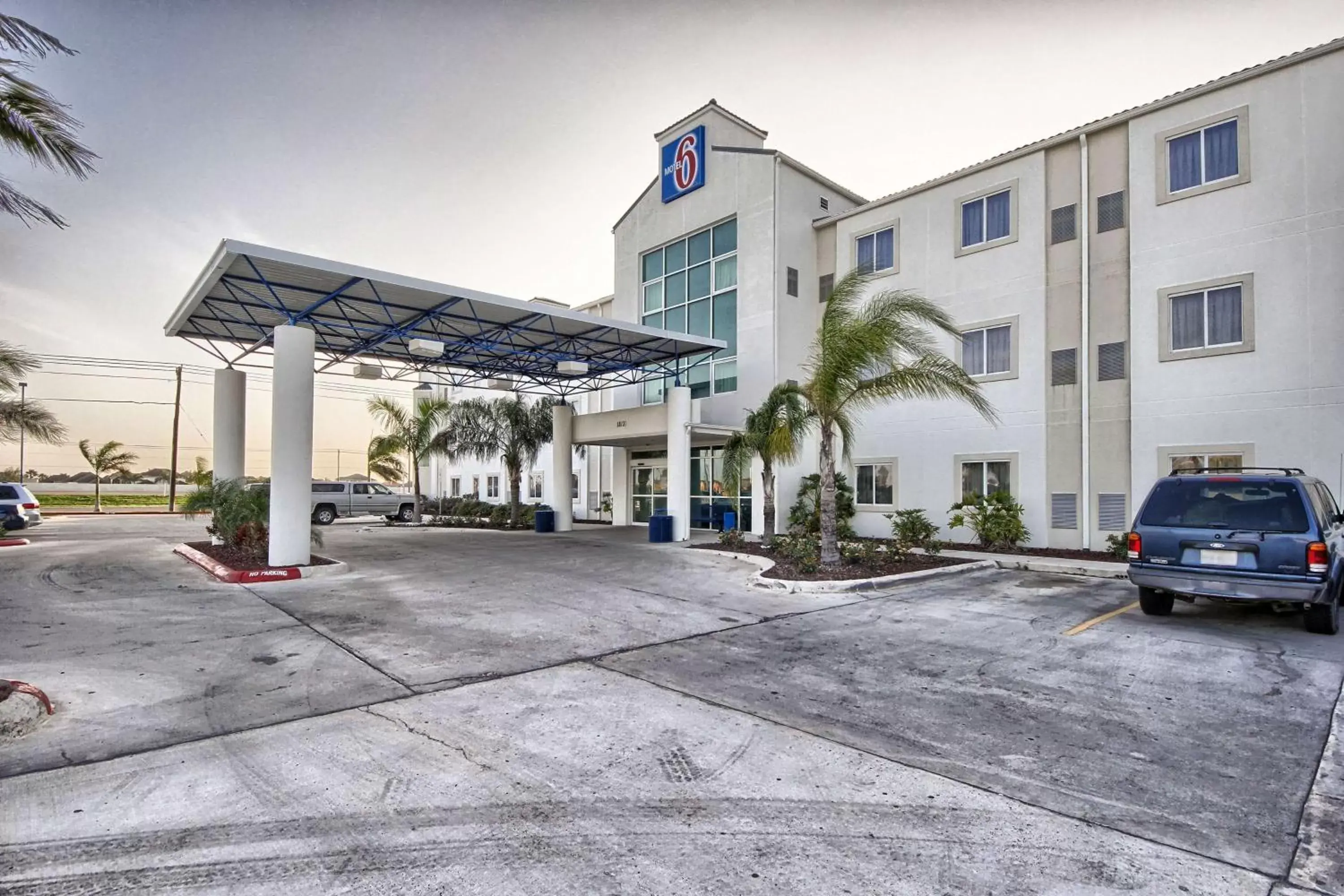 Property Building in Motel 6-Mission, TX