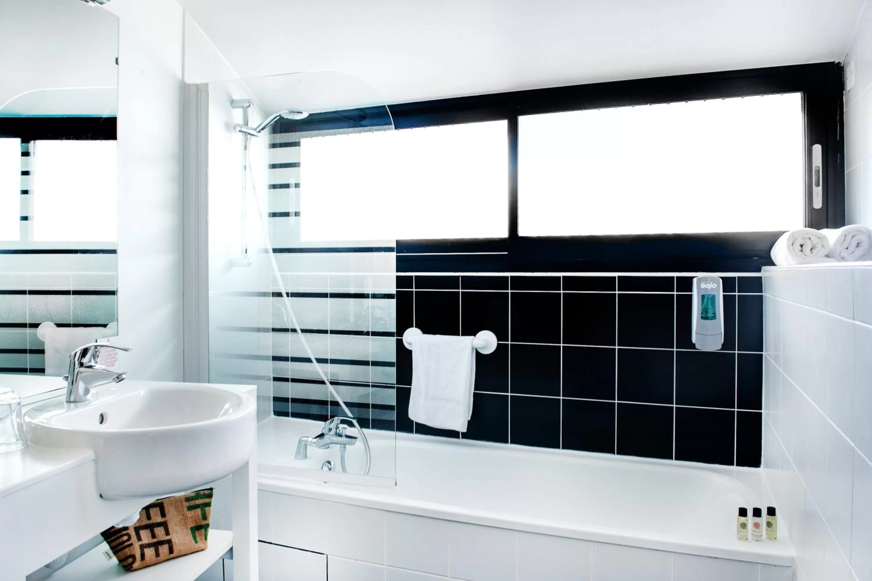 Bathroom in Hôtel Panorama