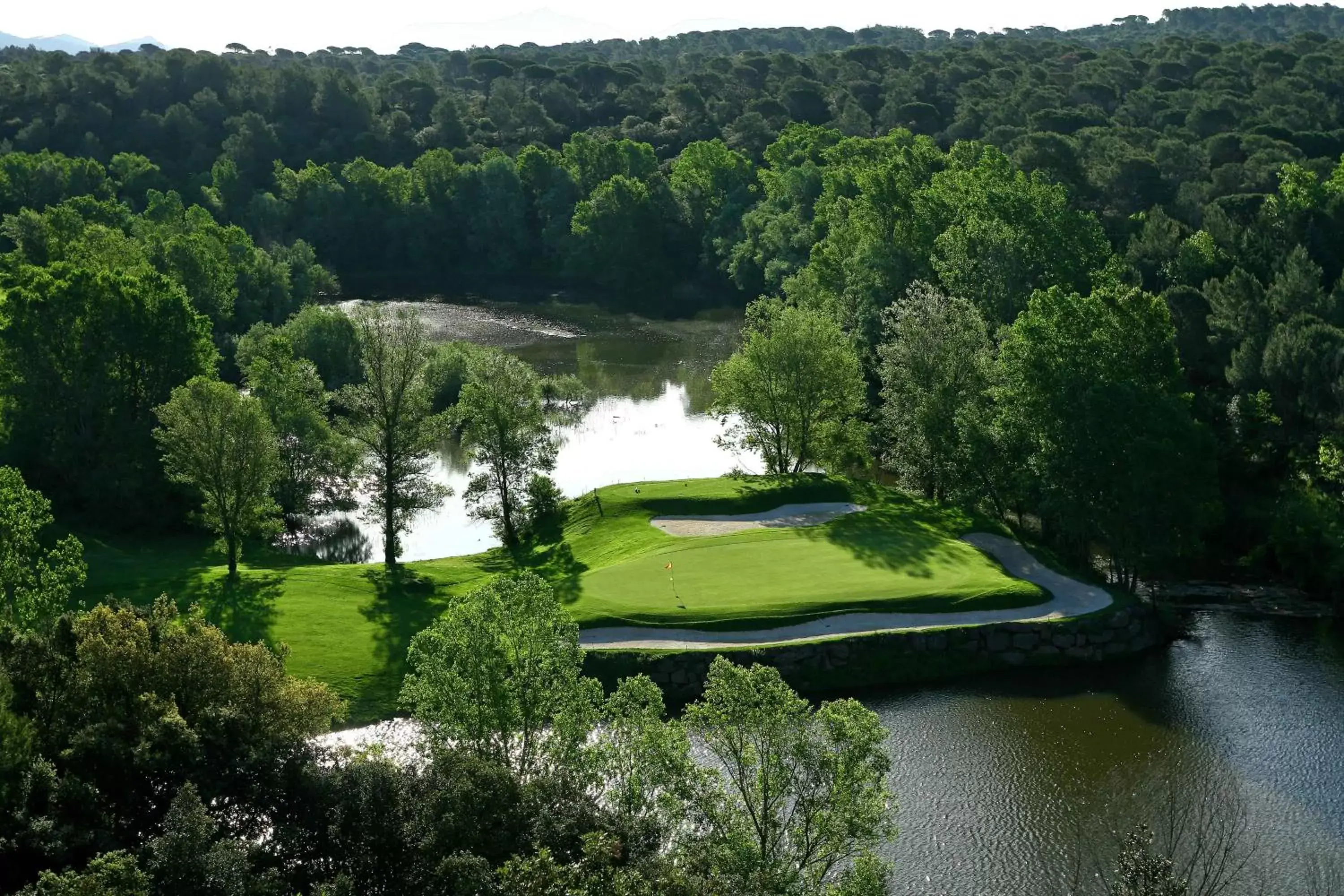 Golfcourse, Bird's-eye View in Les Domaines de Saint Endreol Golf & Spa Resort