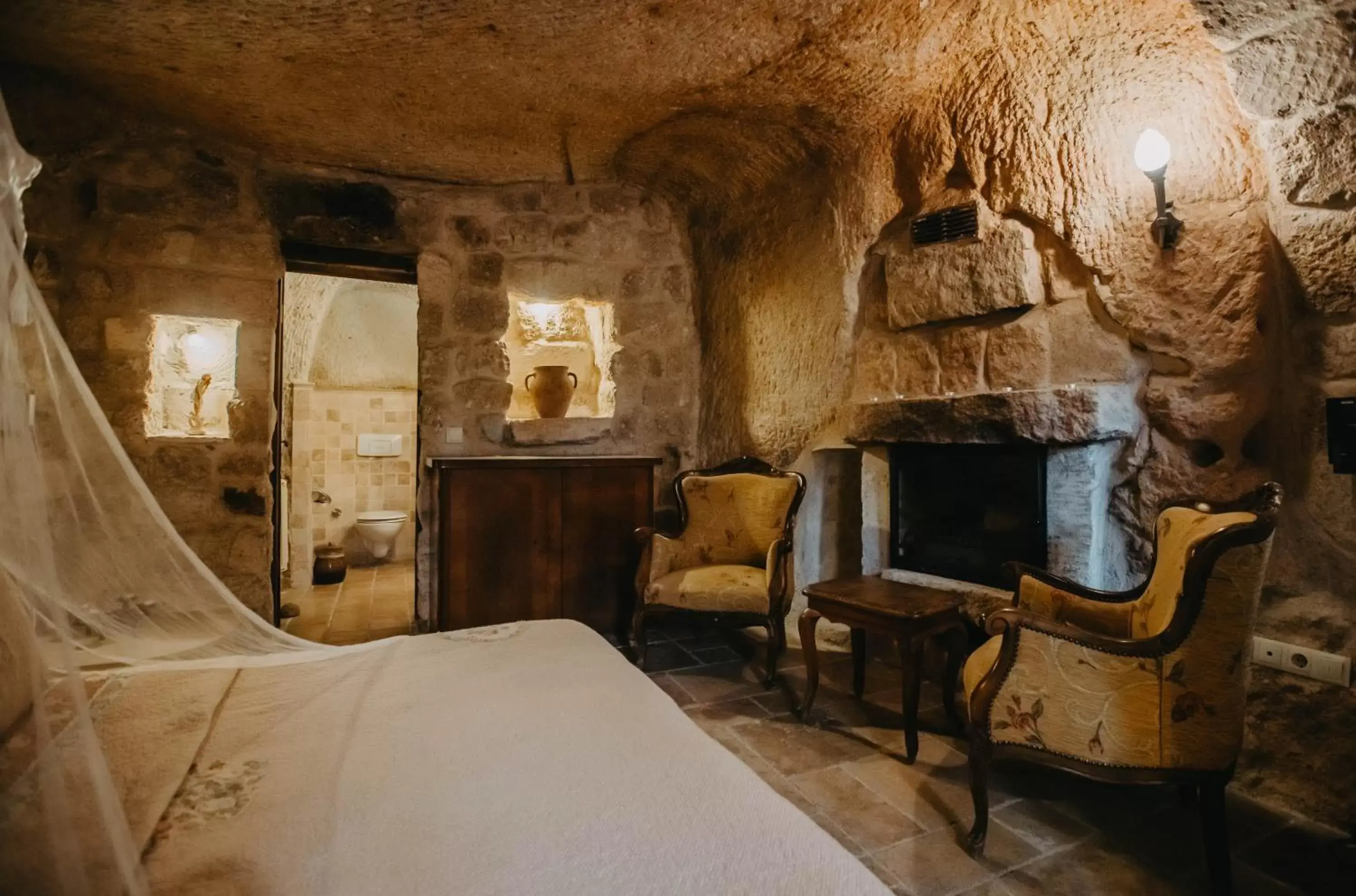 Massage in Melekler Evi Cave Hotel