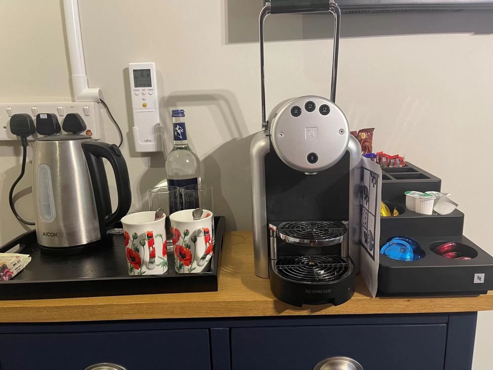 Coffee/tea facilities in Village Limits Bed and Breakfast Rooms