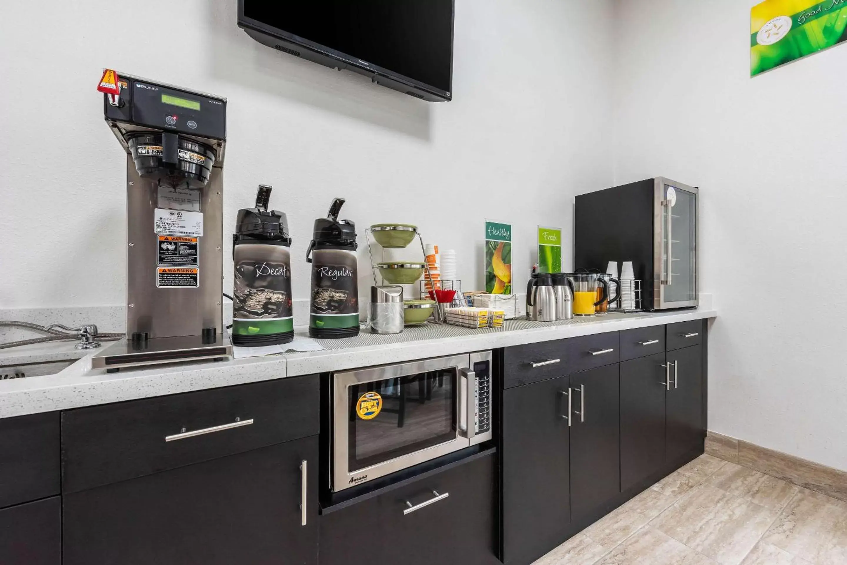 Restaurant/places to eat in Quality Inn Restaurant/places to eat in Quality Inn