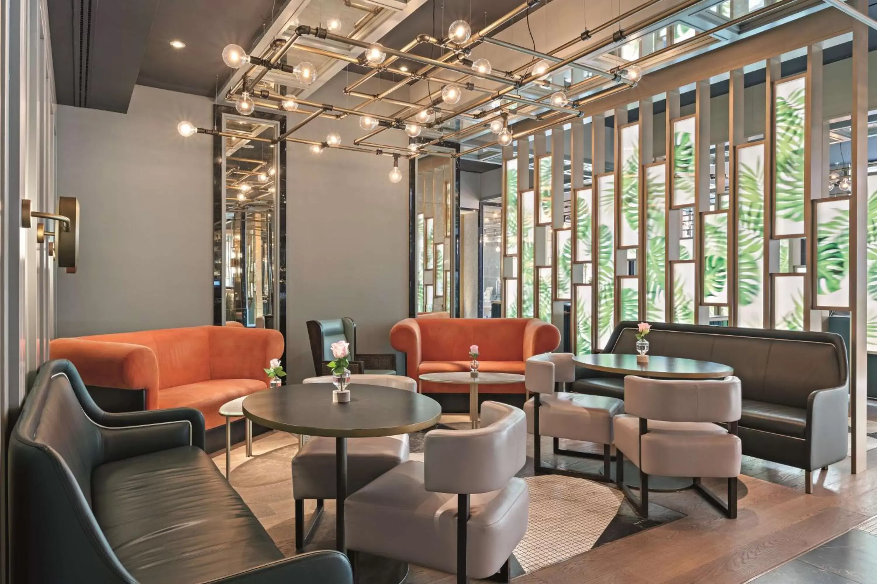 Lounge or bar in Hilton Munich City Lounge or bar in Hilton Munich City