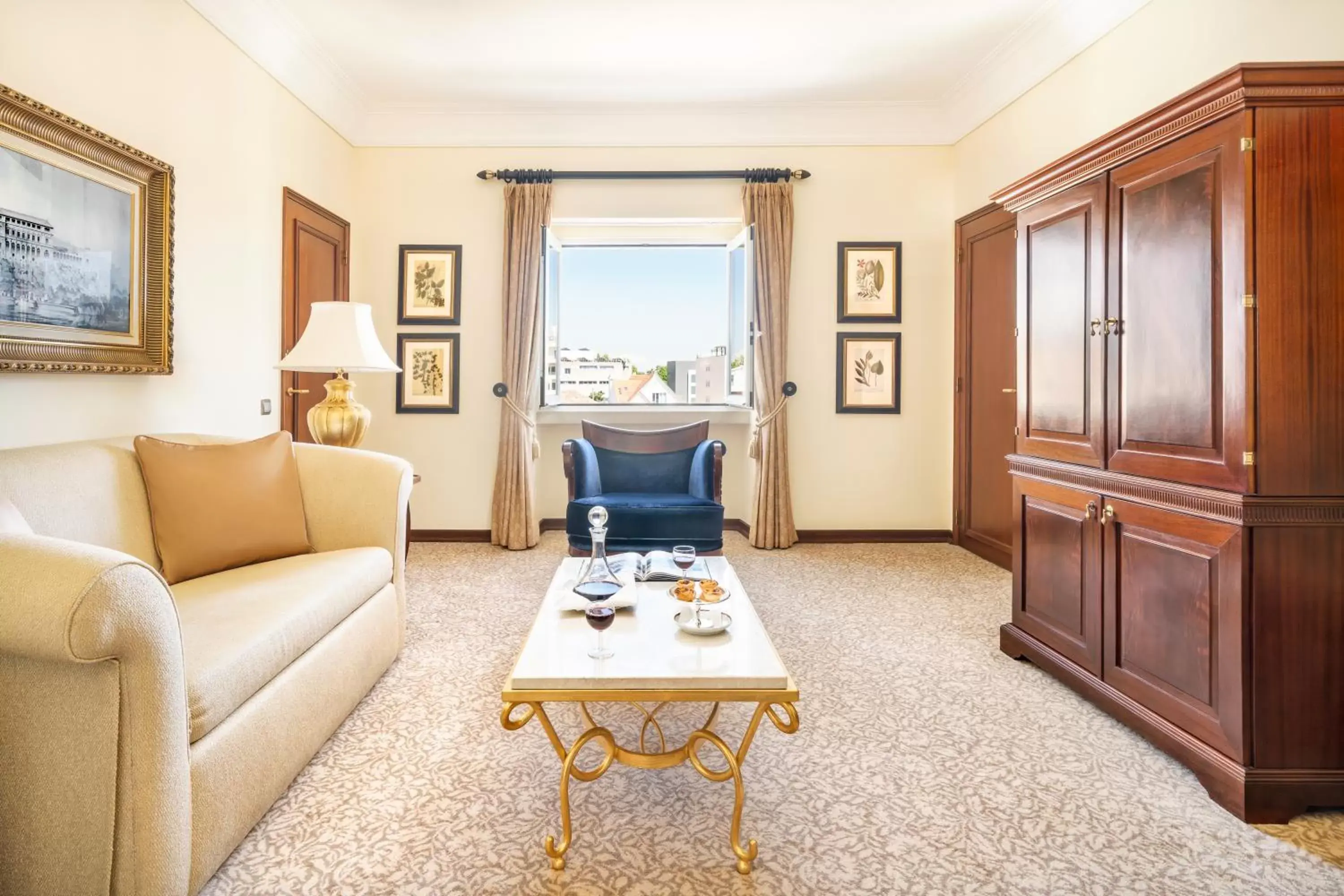 Living room, Seating Area in Palácio Estoril Hotel, Golf & Wellness