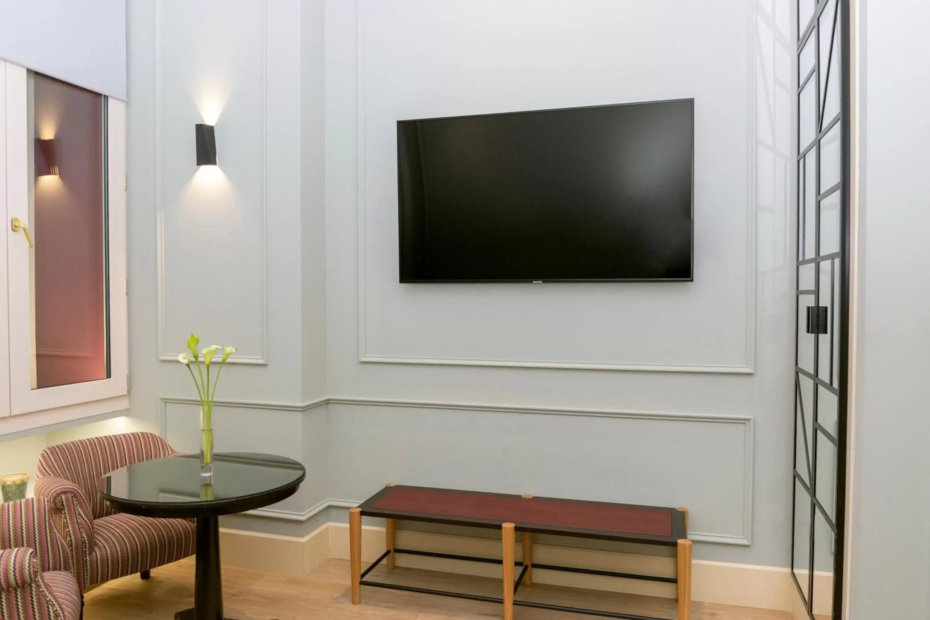 TV and multimedia, TV/Entertainment Center in Casa Romana Hotel Boutique