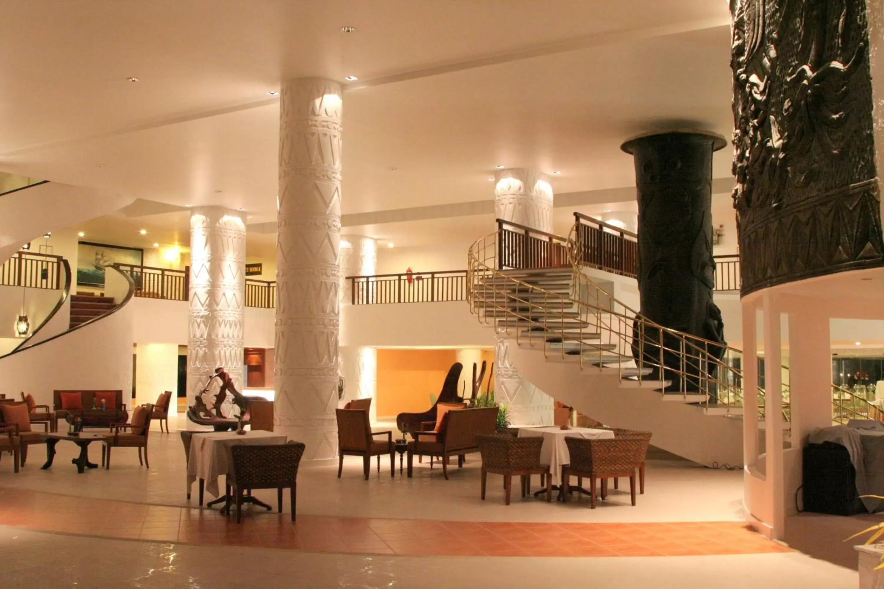 Lobby or reception, Restaurant/Places to Eat in Hotel Tropicana Pattaya - SHA Extra Plus