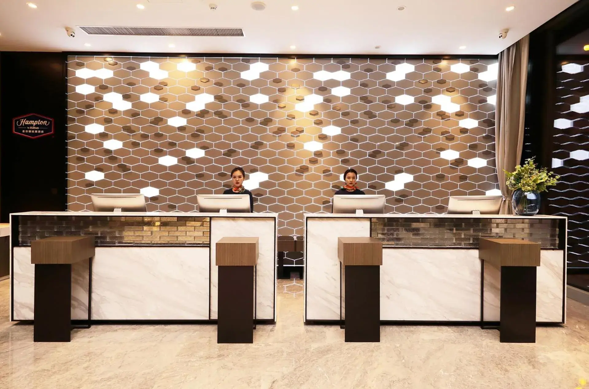 Lobby or reception, Lobby/Reception in Hampton By Hilton Hangzhou Future Sign Technology City