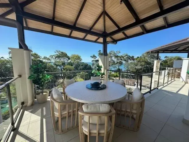 Balcony/Terrace in Grand Mercure Allegra Hervey Bay