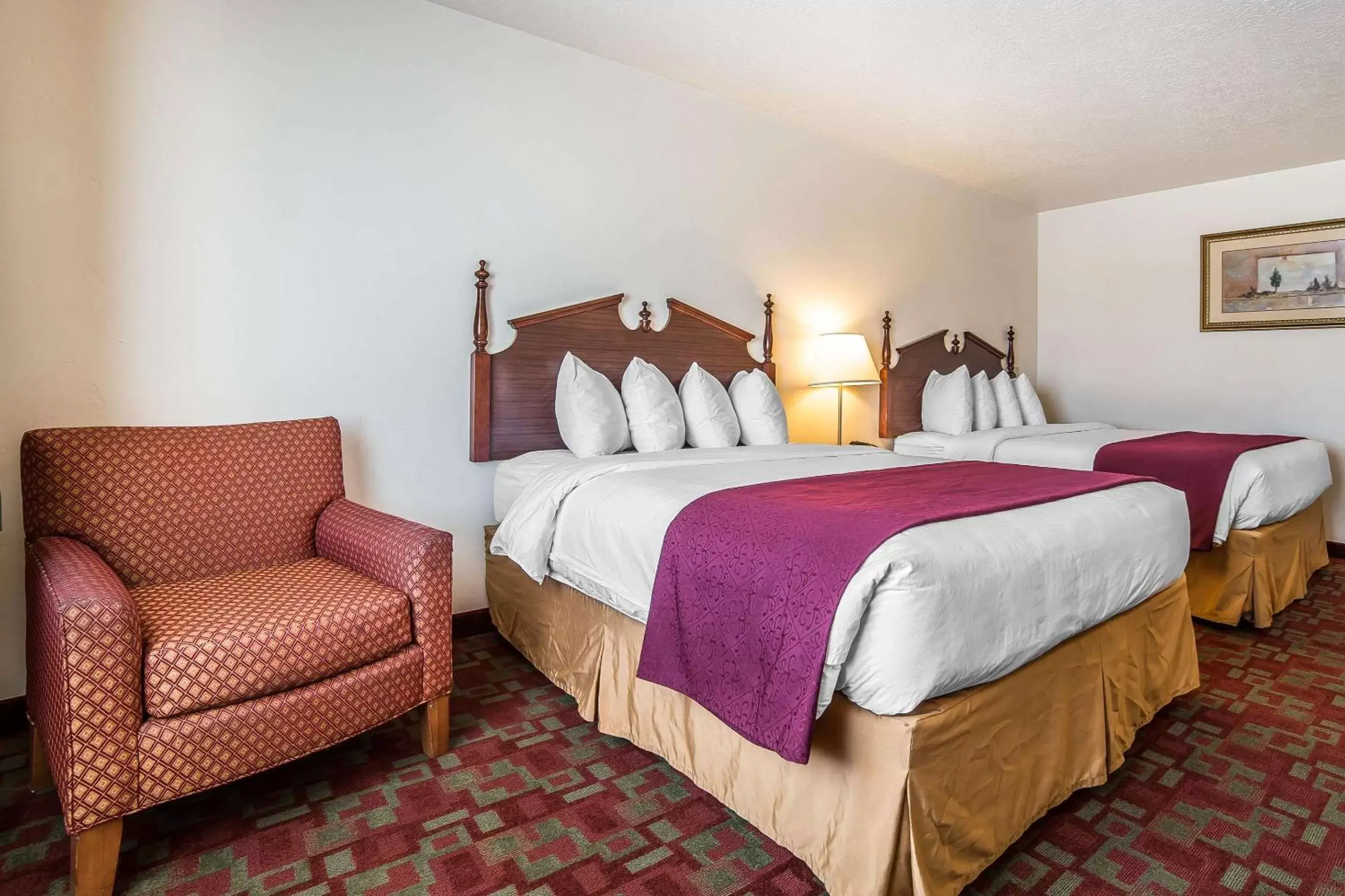 Photo of the whole room, Bed in Quality Inn Evanston near Wyoming Downs