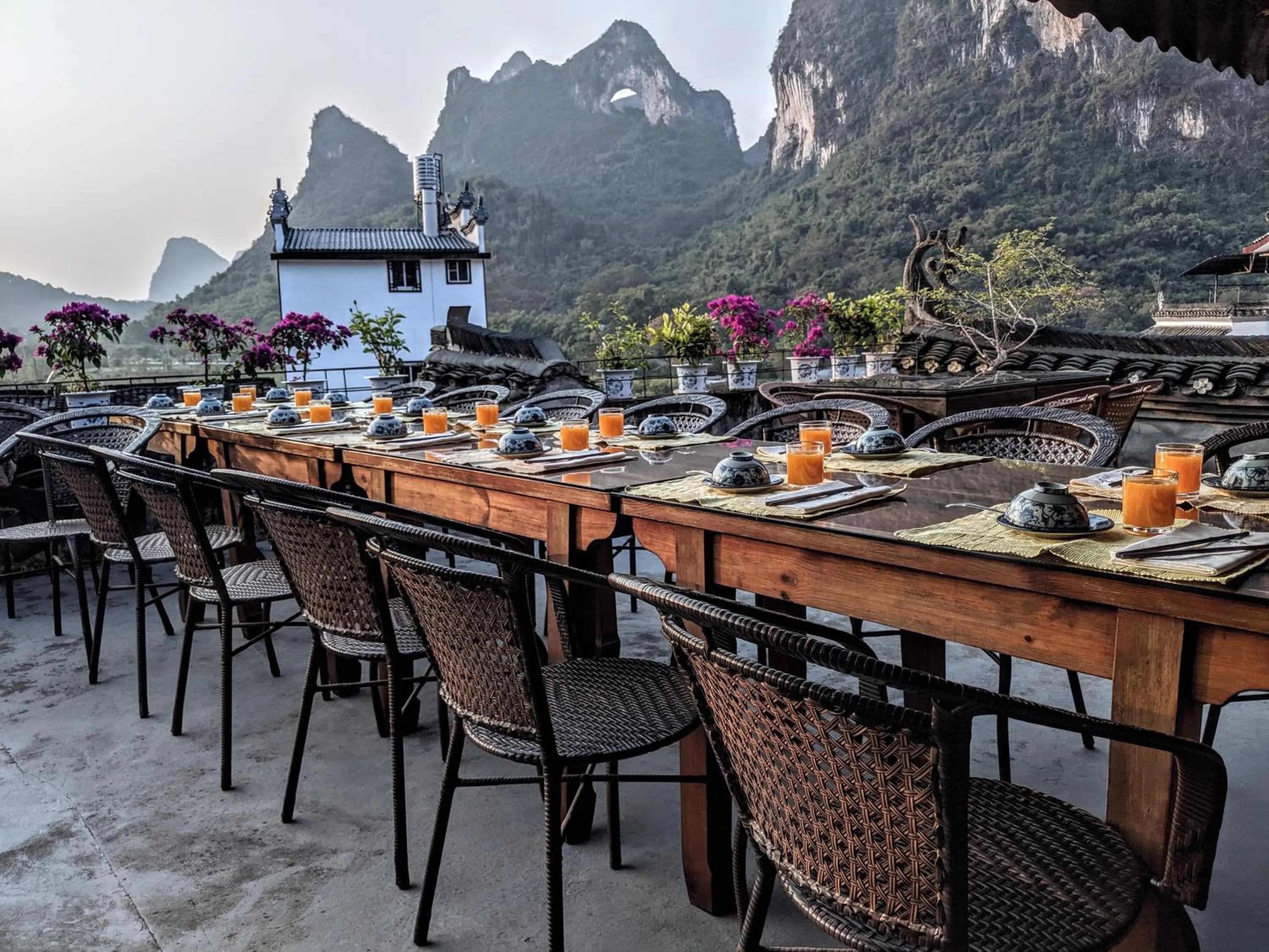 Restaurant/places to eat in Yangshuo Village Inn Boutique Hotel