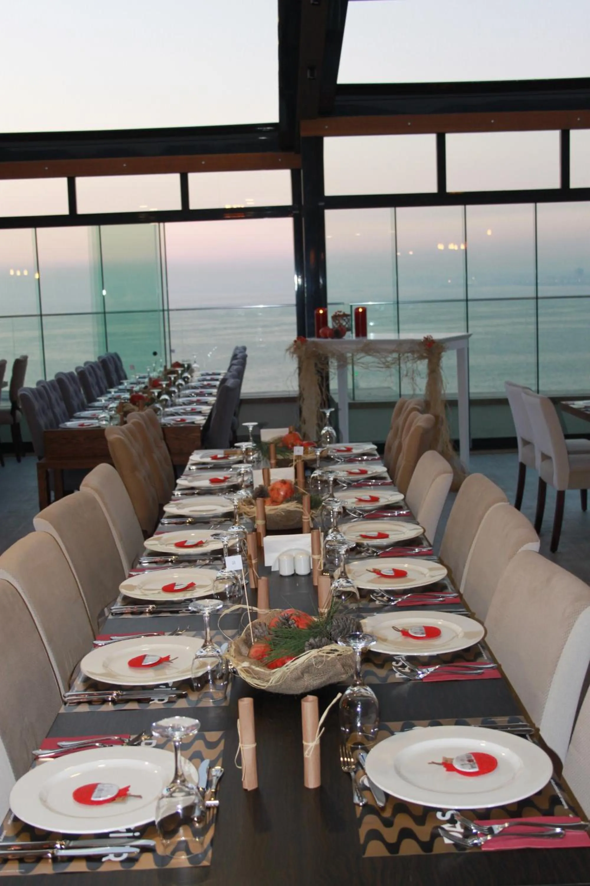 Food and drinks in Pasaport Pier Hotel