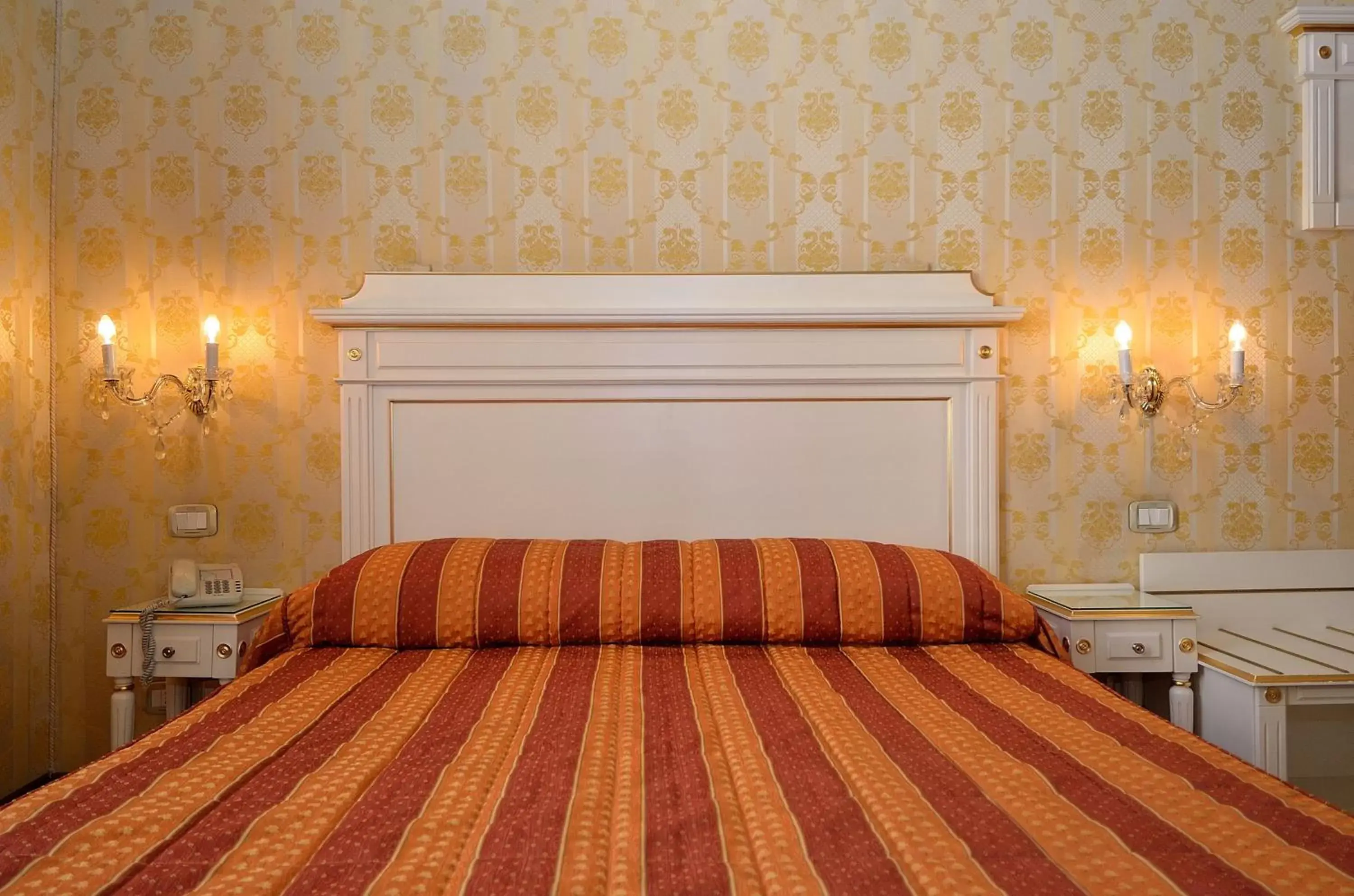 Decorative detail, Bed in Locanda La Corte