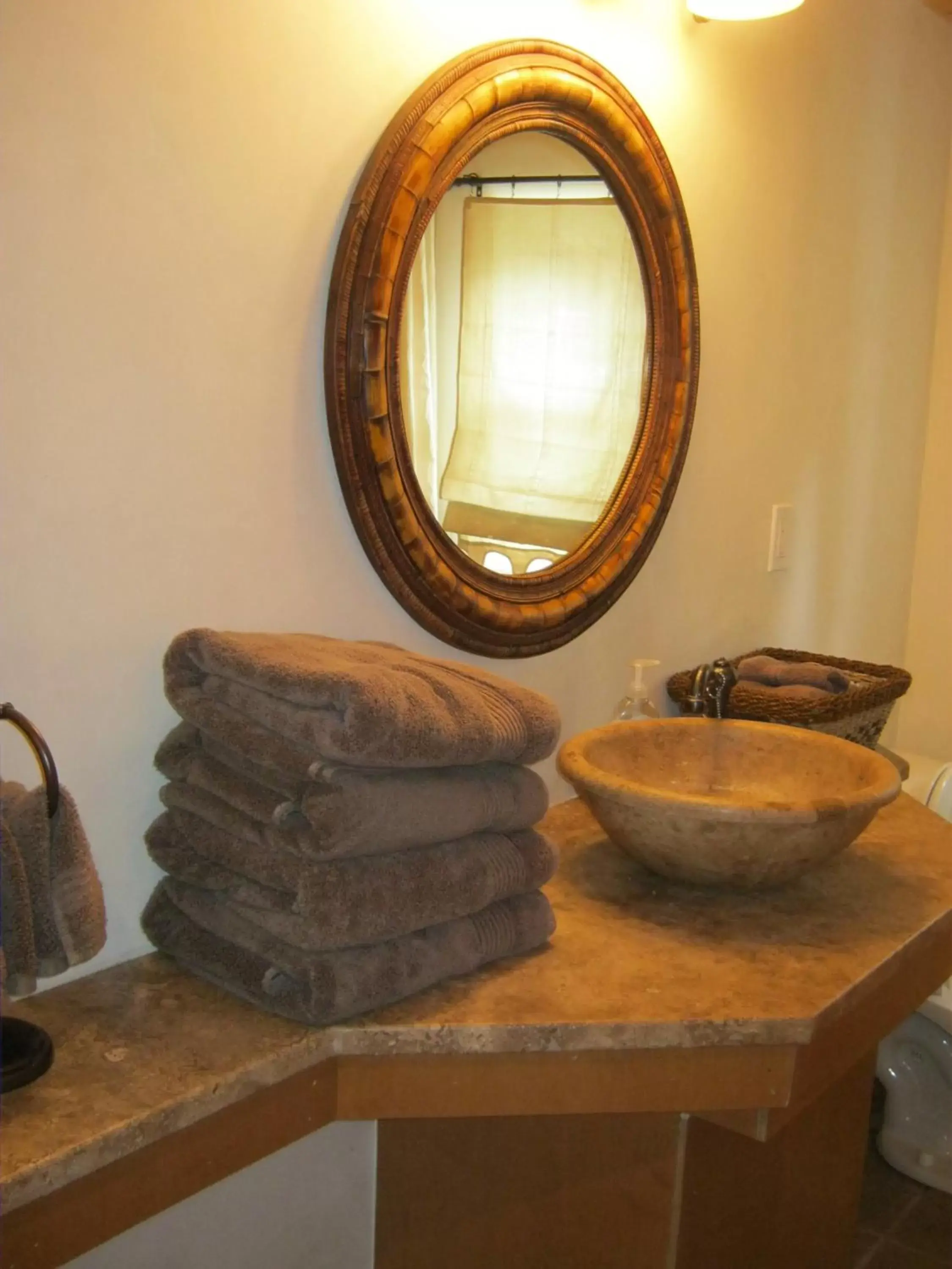 Bathroom, Seating Area in Shady Brook Inn Village/Resort