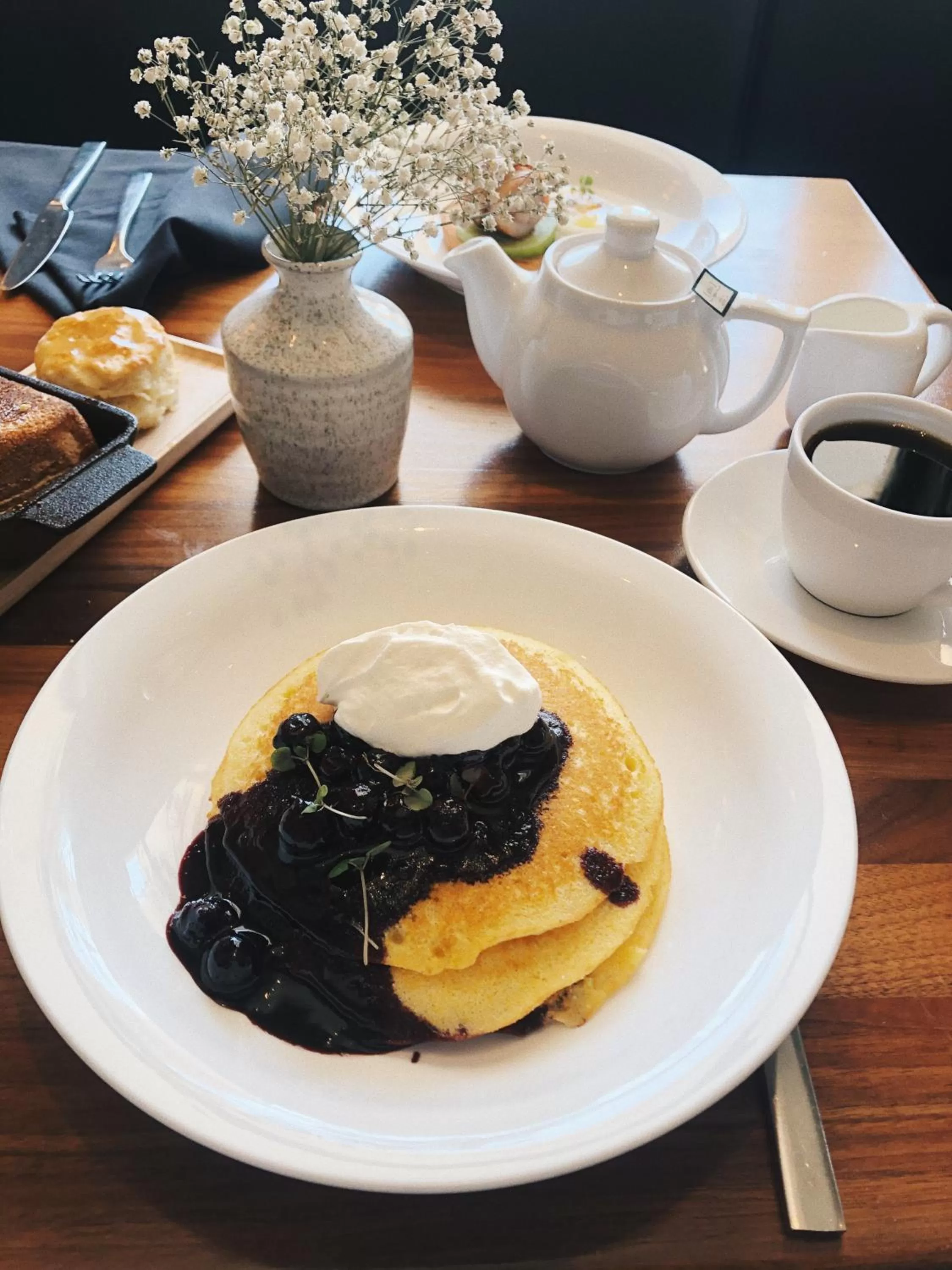 Food and drinks in Hotel Ella