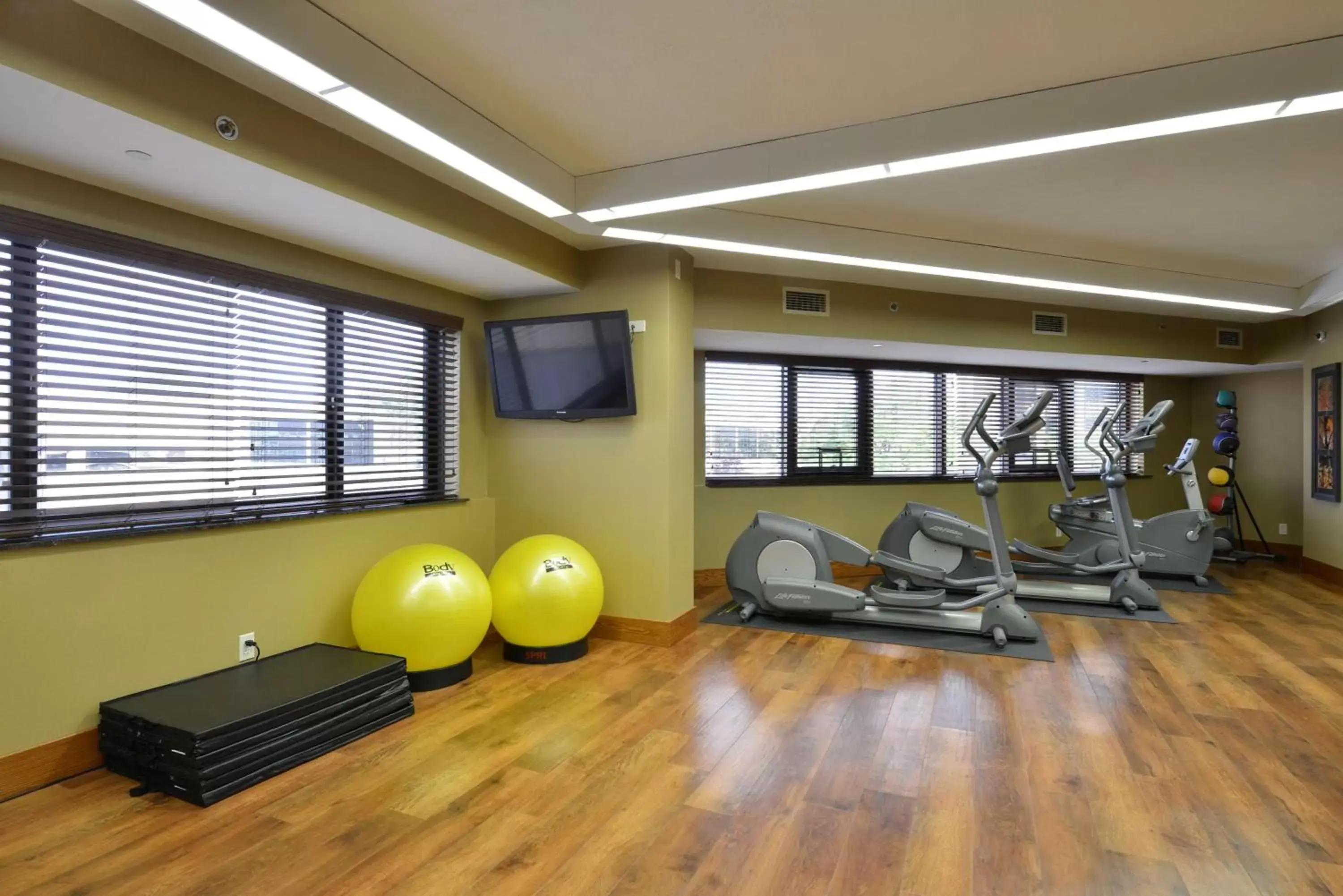 Fitness centre/facilities, Fitness Center/Facilities in Best Western Premier Waterfront Hotel & Convention Center