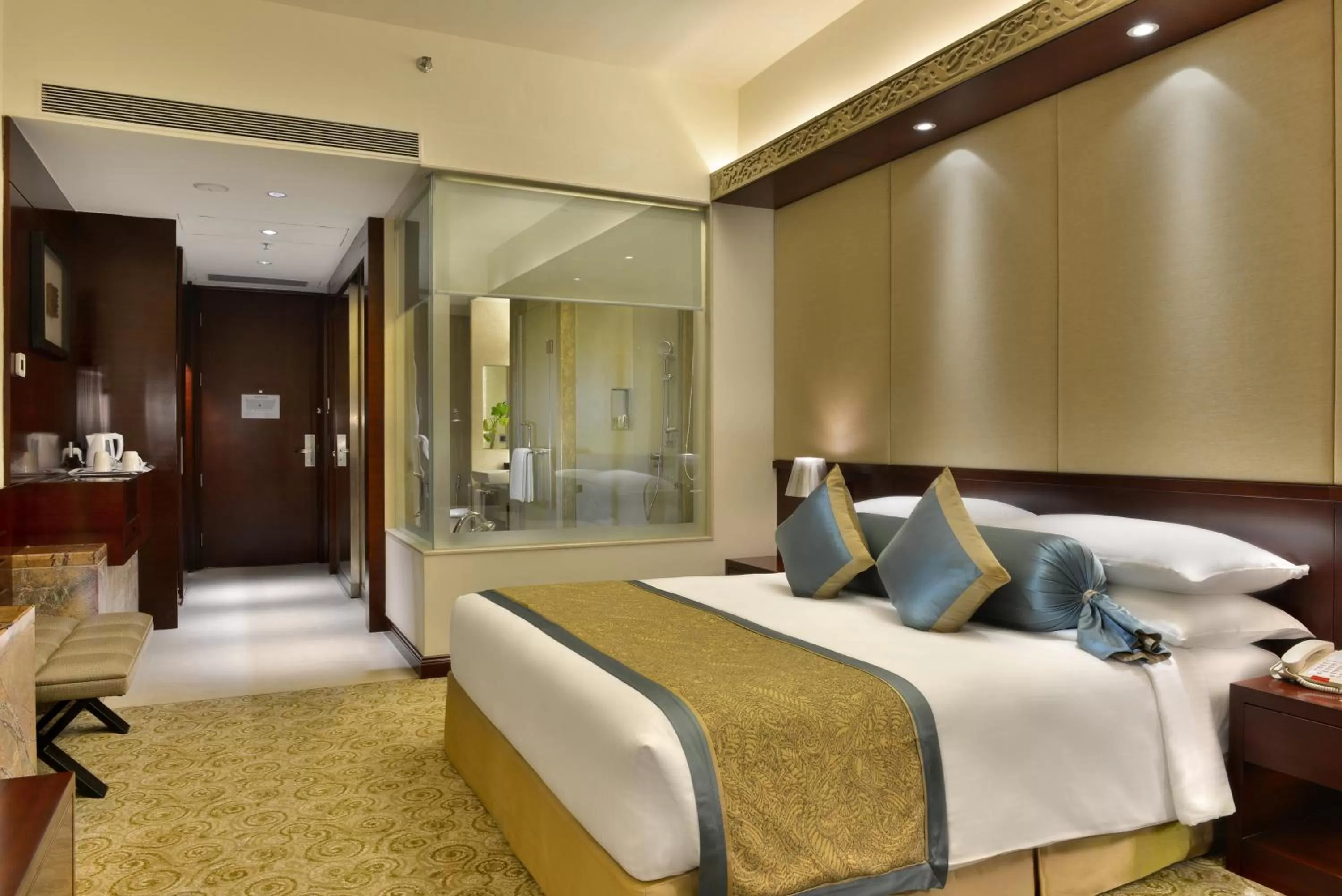 Photo of the whole room, Bed in Crowne Plaza Ahmedabad City Centre by IHG