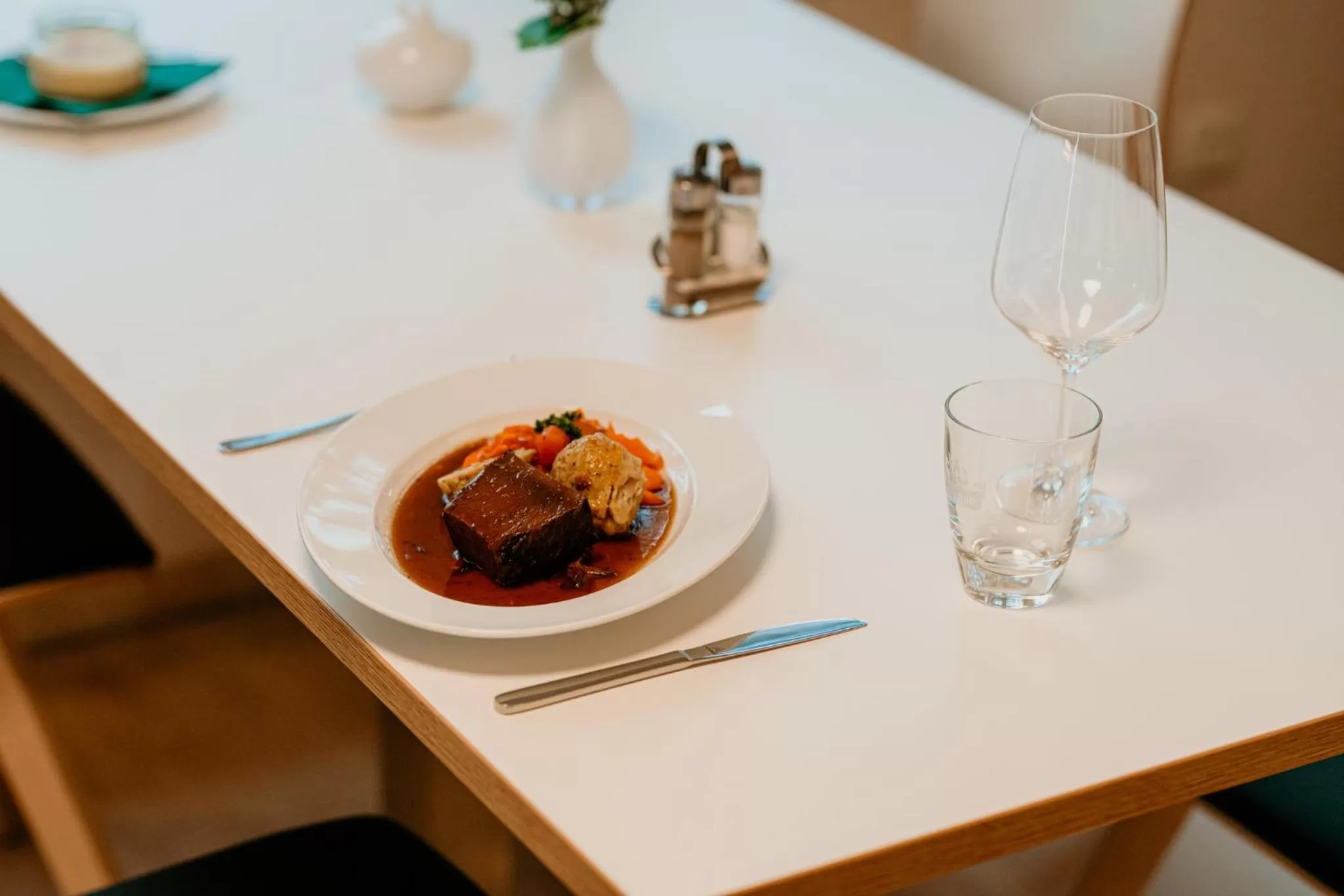 Restaurant/places to eat in Bergpension Laasen Perle Rathen