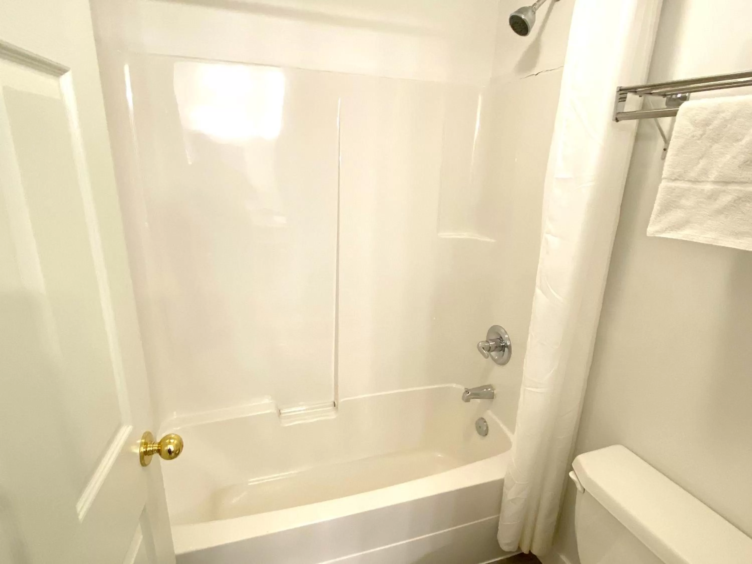 Super 8 by Wyndham Sicamous