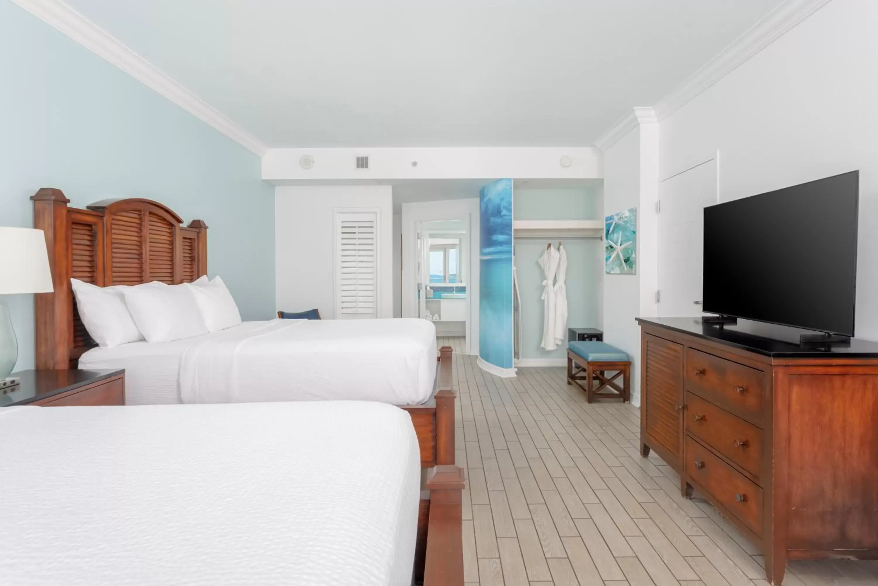 Bedroom, Bed in The Pensacola Beach Resort