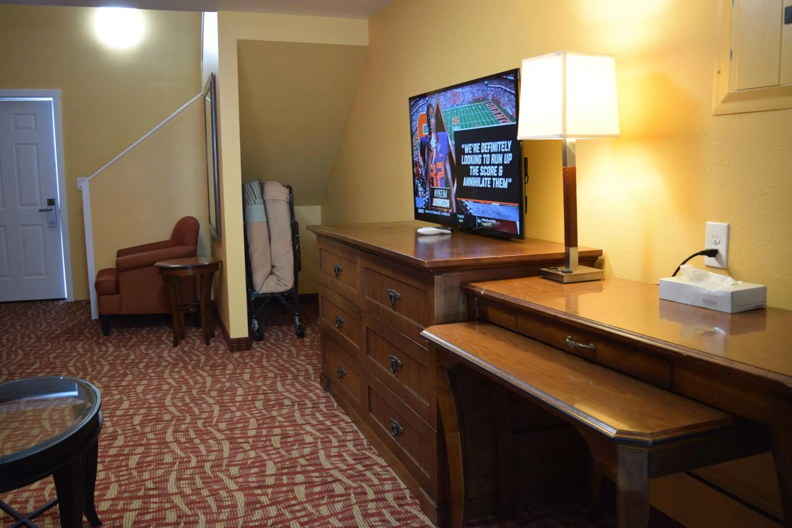 Living room in Dew Drop Inn