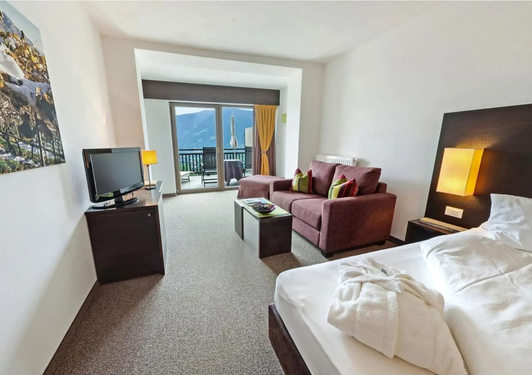 Bedroom, Seating Area in Hotel Der Weinmesser