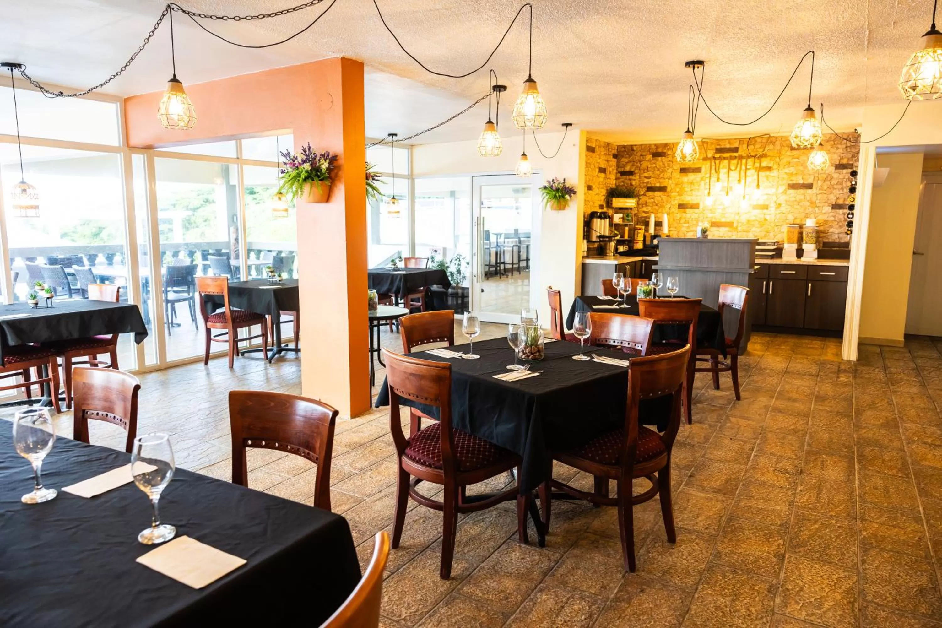 Restaurant/places to eat in Hotel El Guajataca