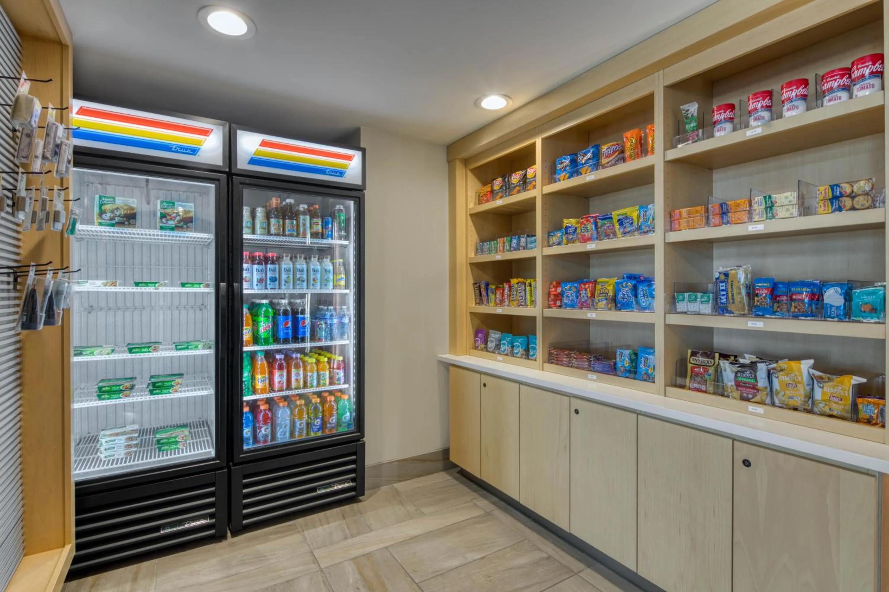 On-site shops in La Quinta by Wyndham Perry