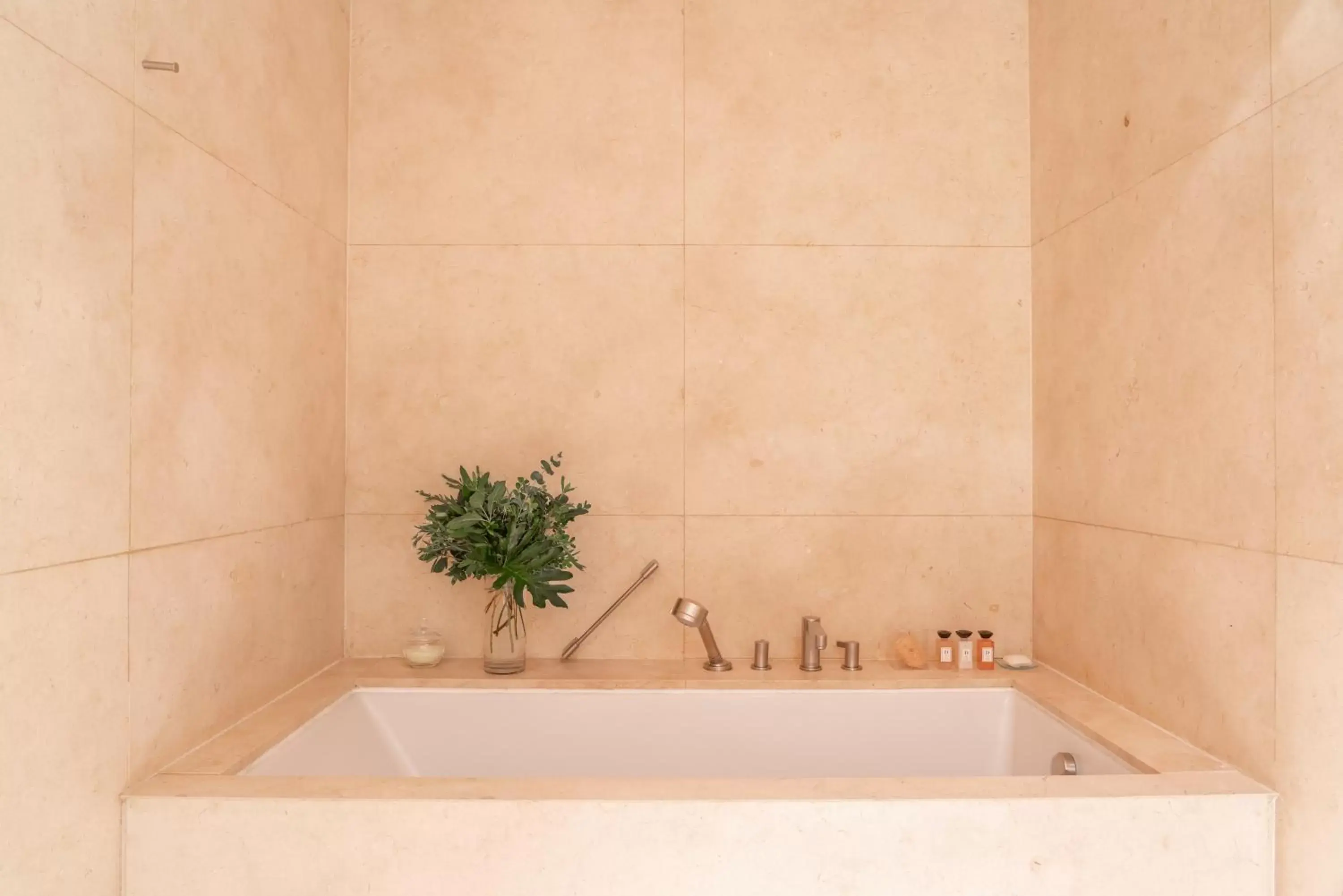 Bathroom in Palacio Duhau - Park Hyatt Buenos Aires