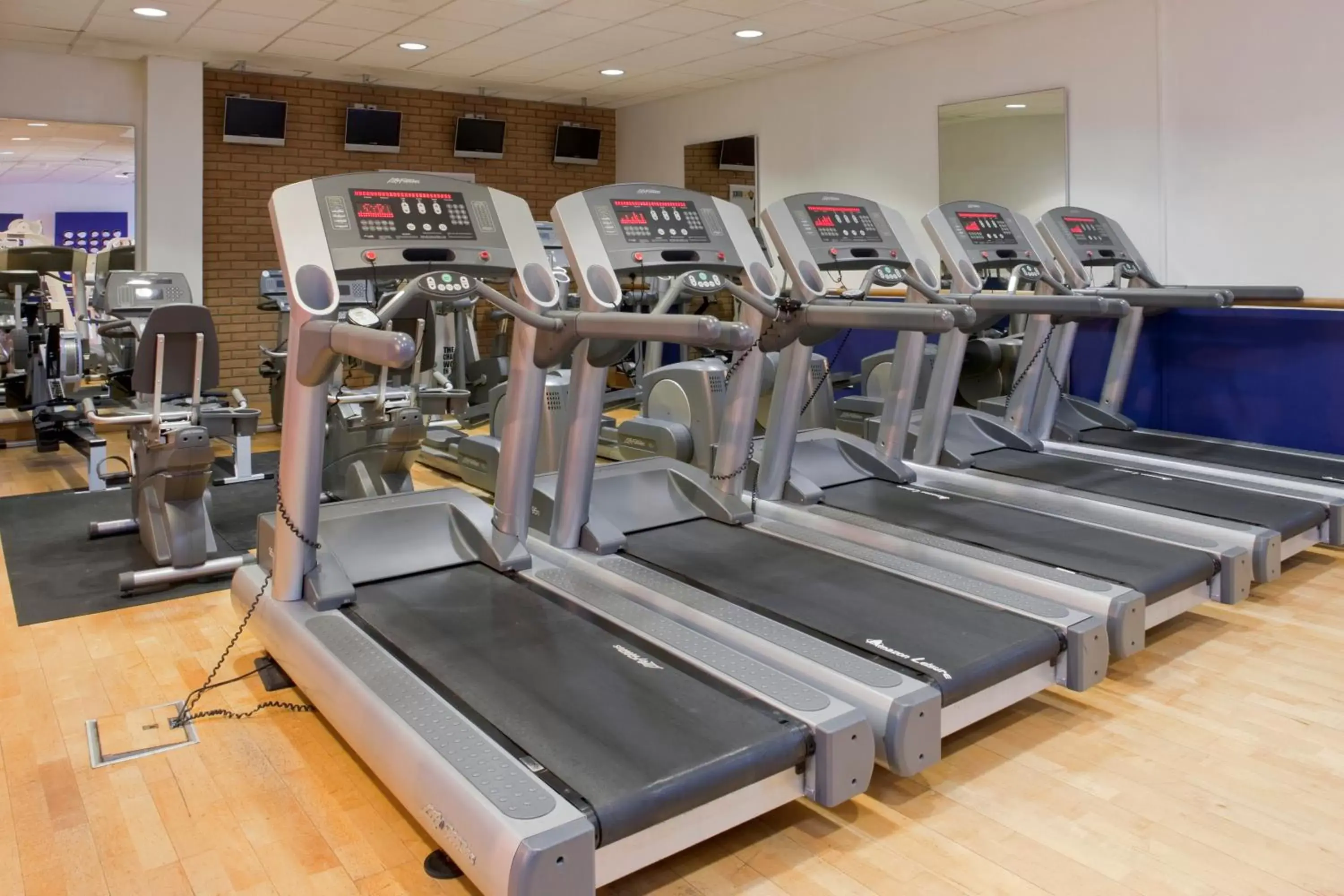 Fitness centre/facilities in Holiday Inn Aylesbury by IHG Fitness centre/facilities in Holiday Inn Aylesbury by IHG