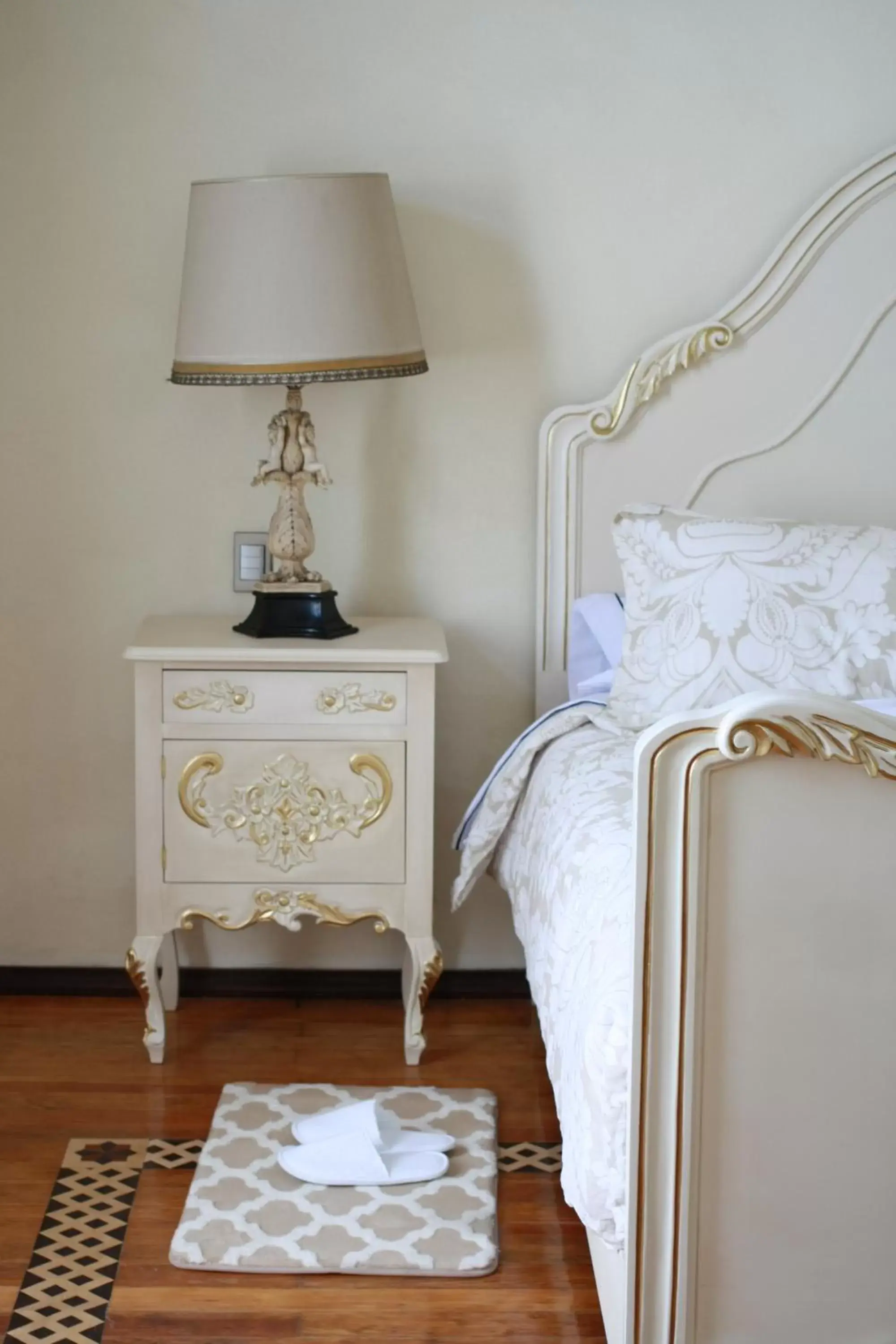 Deluxe Suite in Hotel Marqués del Ángel Deluxe Suite in Hotel Marqués del Ángel