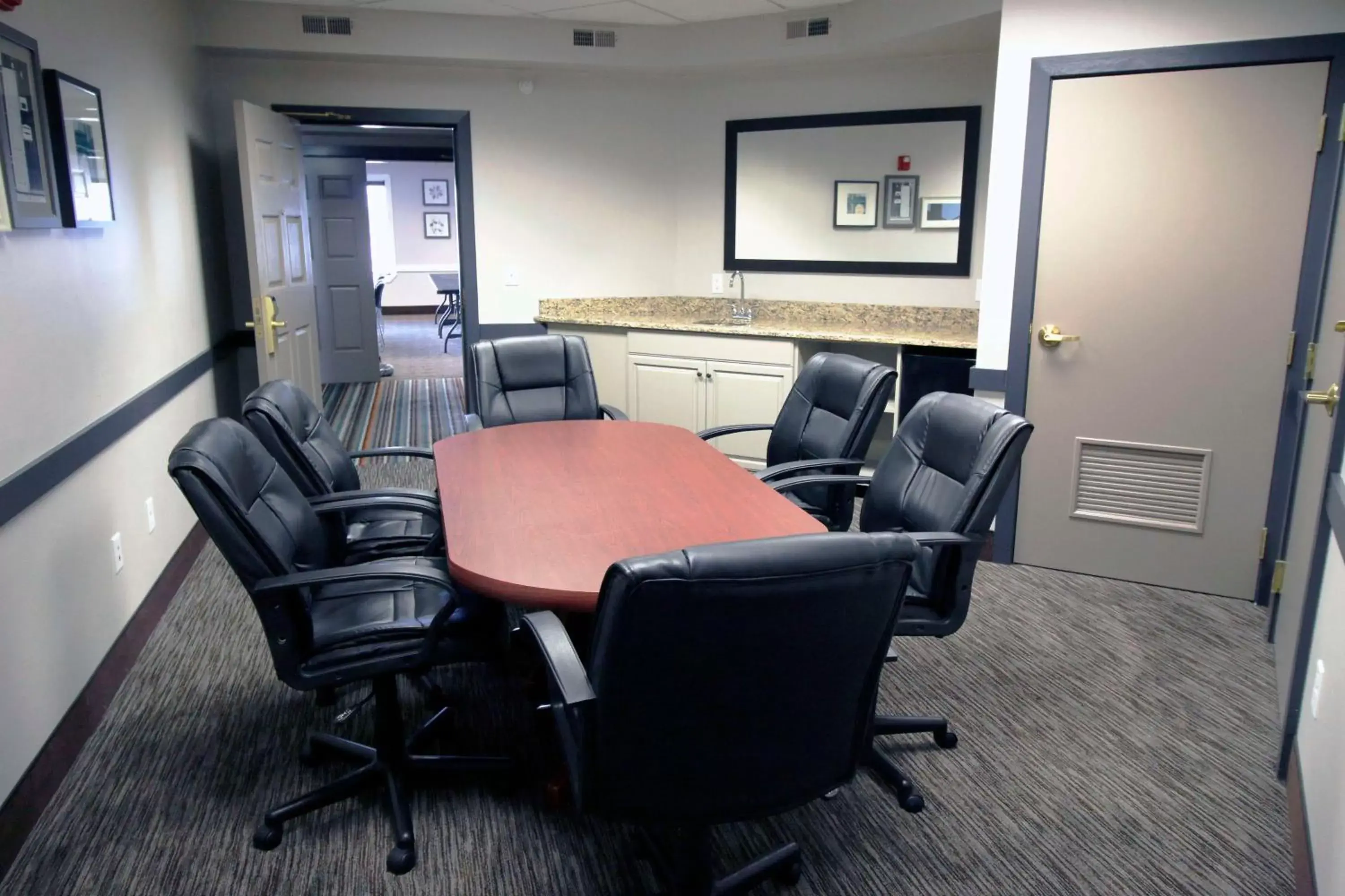 Meeting/conference room, Business Area/Conference Room in Country Inn & Suites by Radisson, Council Bluffs, IA