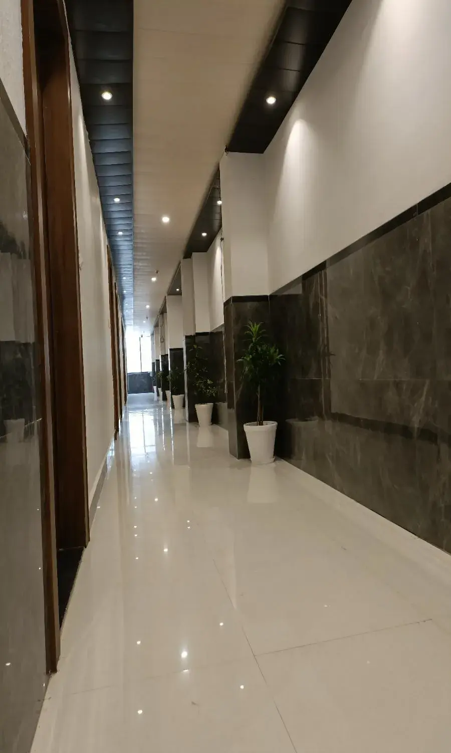 Lobby or reception in Hotel Raas Inn, New Hotel Lobby or reception in Hotel Raas Inn, New Hotel