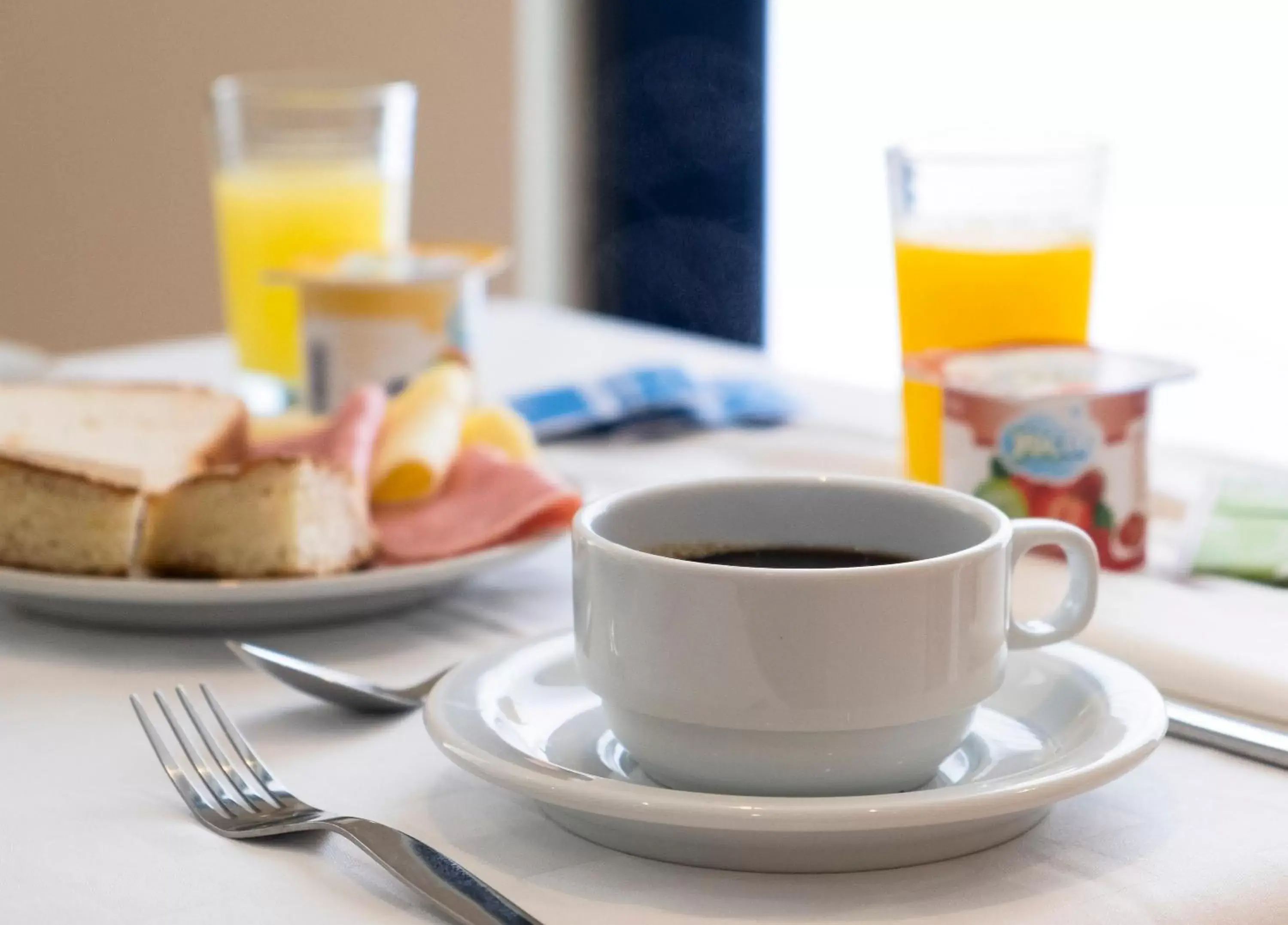 Continental breakfast, Breakfast in Hotel Comfort Inn Ponta Delgada