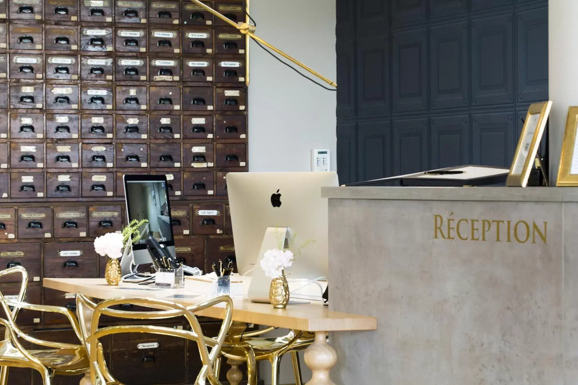 Lobby or reception in James Boutique Hôtel Colmar centre