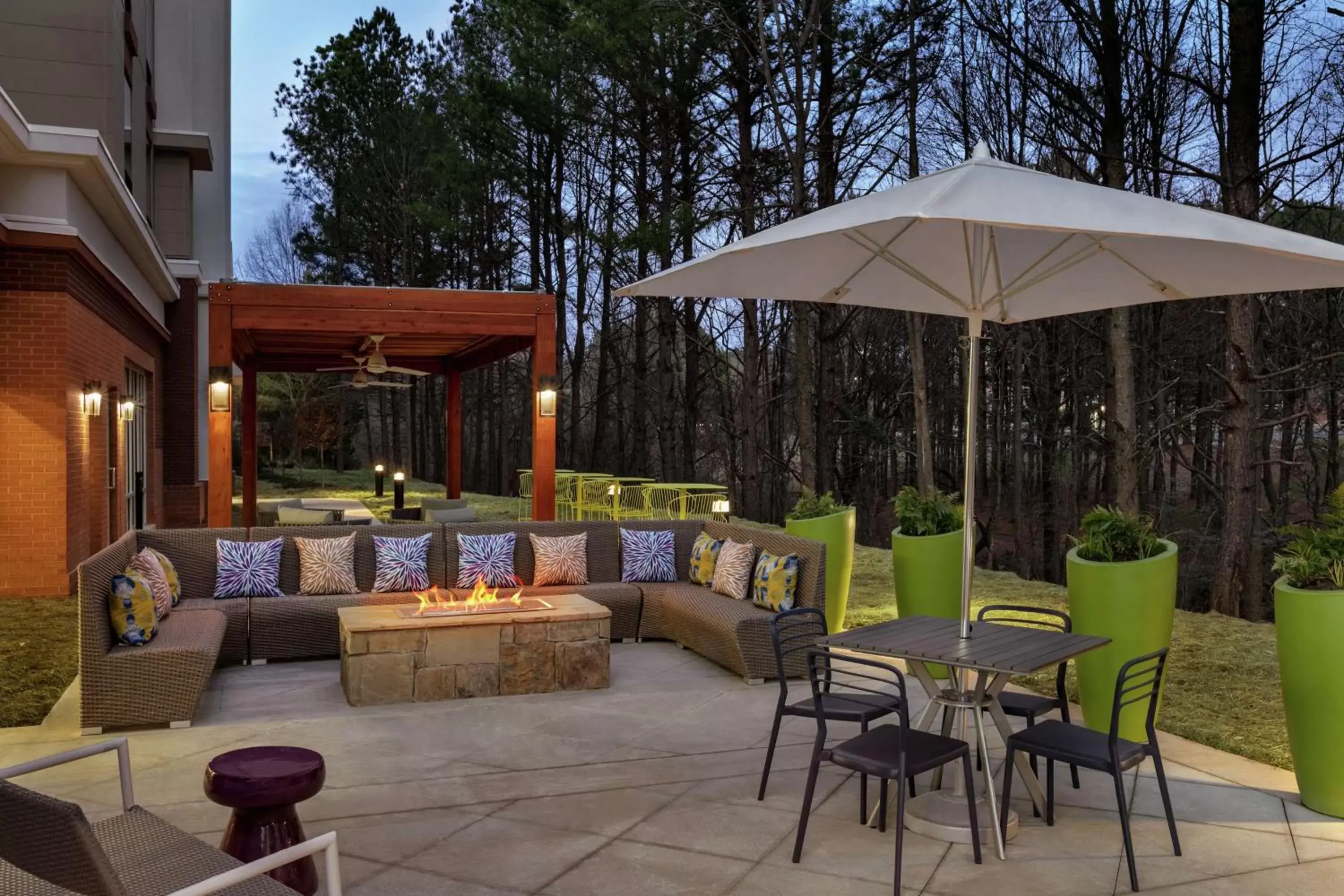 Patio, Restaurant/Places to Eat in Hampton Inn And Suites By Hilton Johns Creek